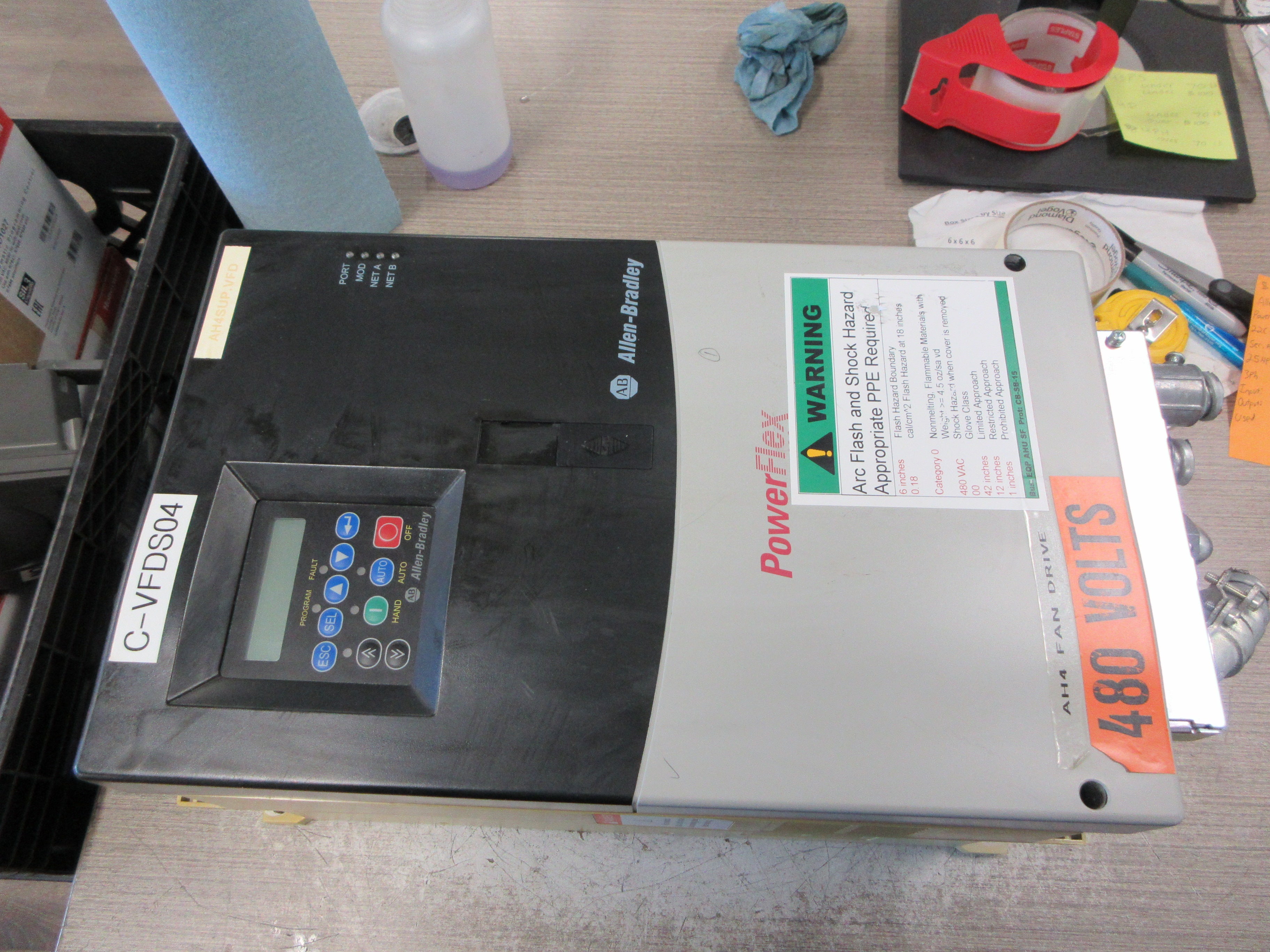 Allen-Bradley PowerFlex 400 AC Drive 22C-D038A103 Ser. A 25HP 3Ph Used
