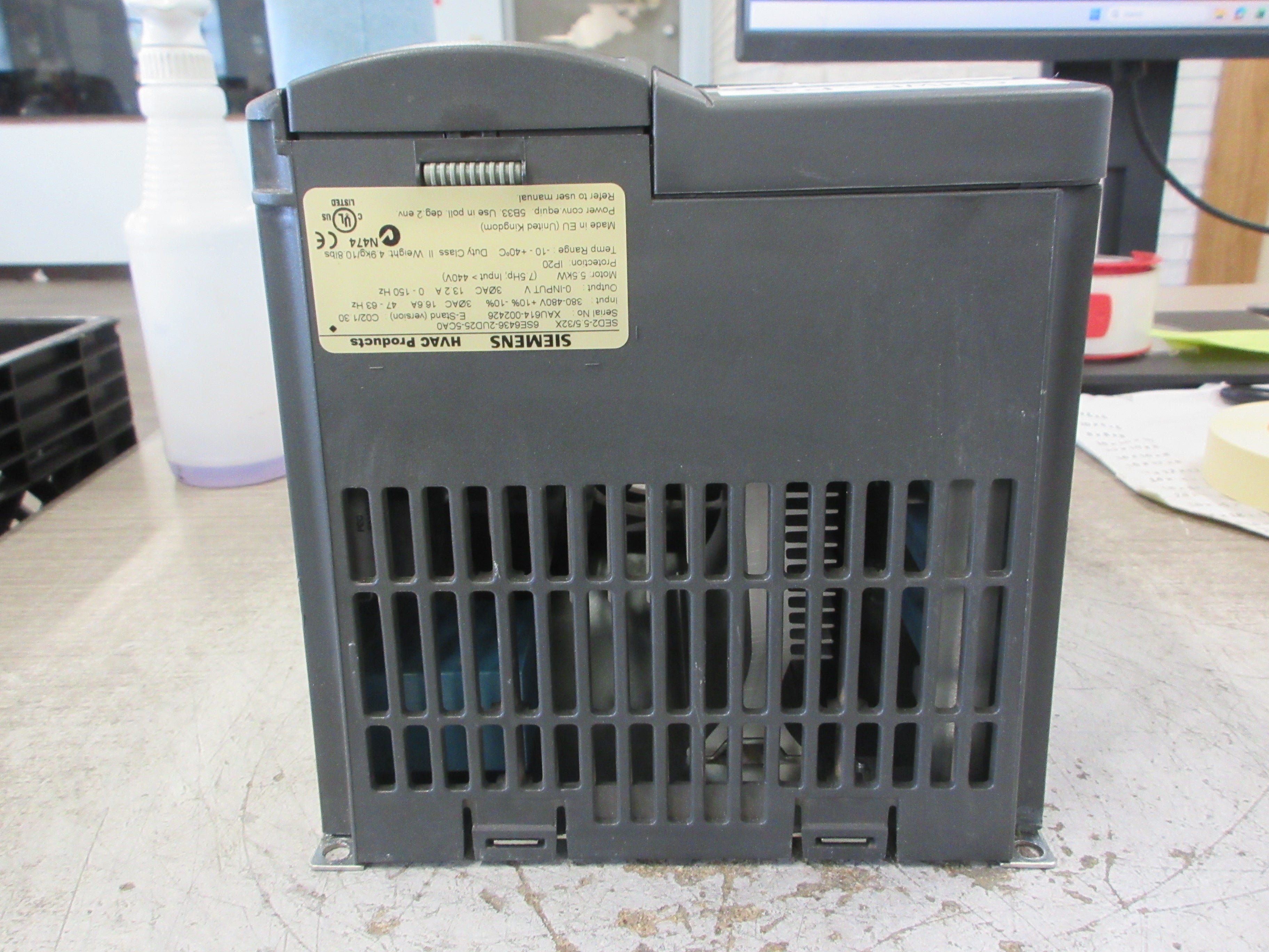 Siemens SED2-5.5/32X AC Drive 6SE6436-2UD25-5CA0 7.5HP 3Ph W/Keypad Used