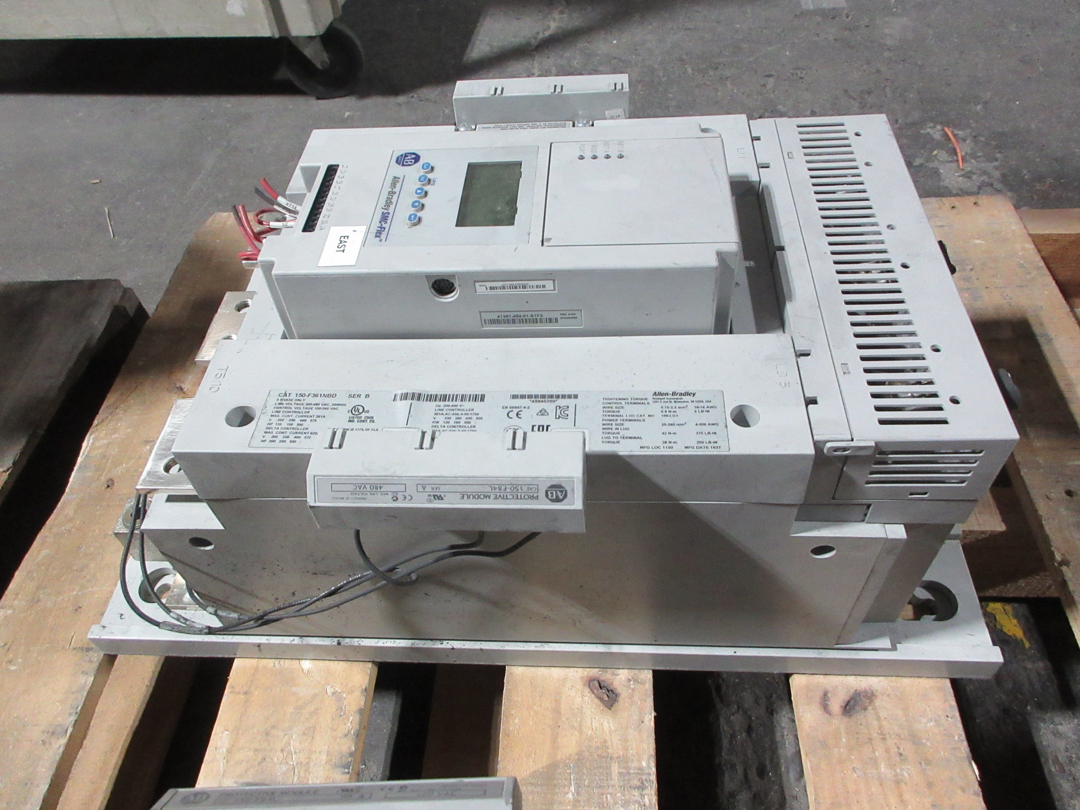 Allen-Bradley SMC-Flex Soft Start 150-F361NBD Ser. B 300HP 200-480V 3Ph Used