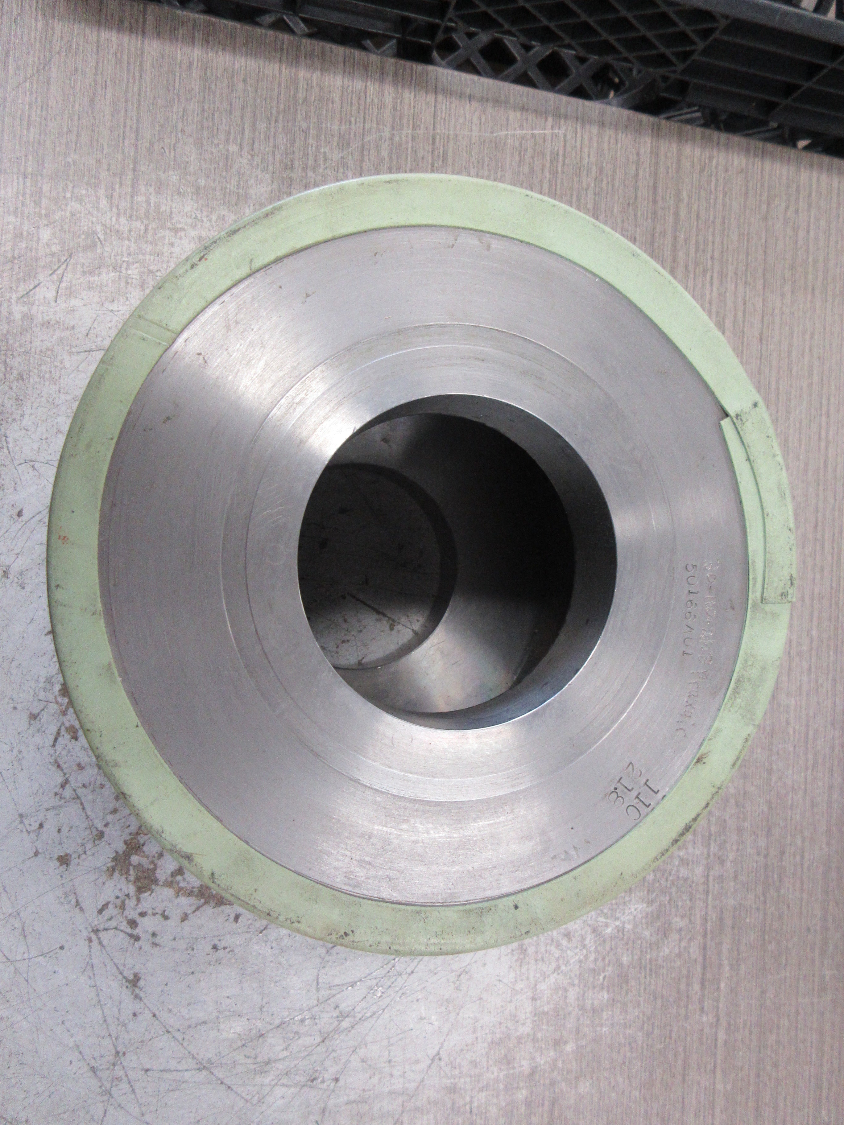 Praxair Sheave 30-110-21.8 *No Box* New Surplus