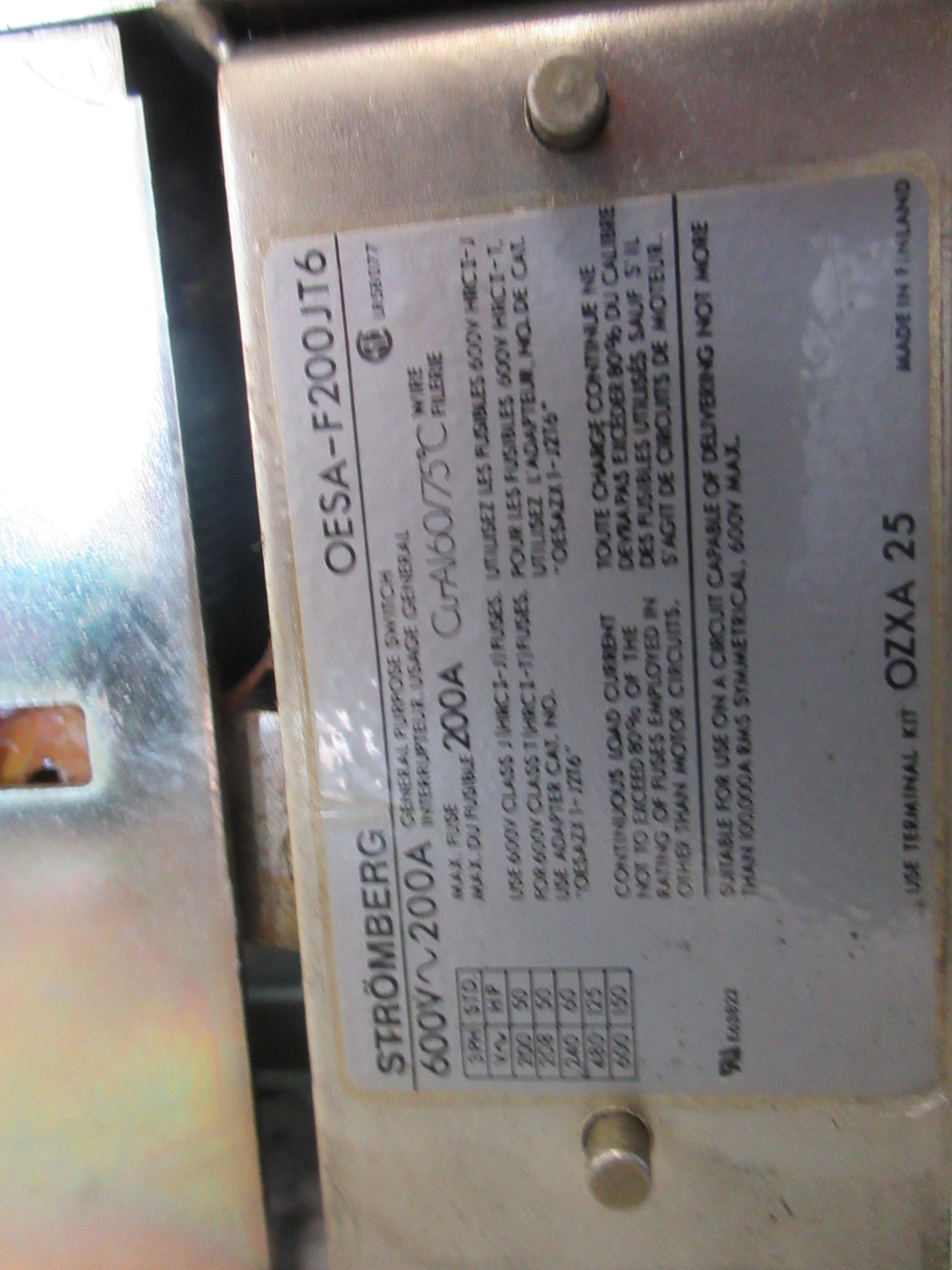 Stromberg Fusible Disconnect Switch OESA-F200JT6 200A 600V (3) 200A Fuses Used