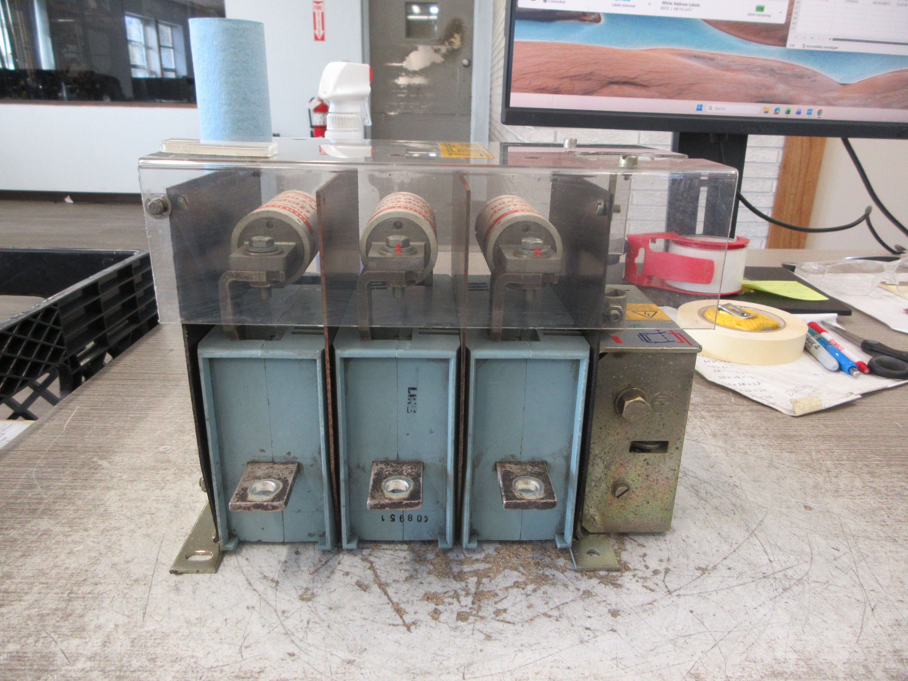 Stromberg Fusible Disconnect Switch OESA-F200JT6 200A 600V (3) 200A Fuses Used