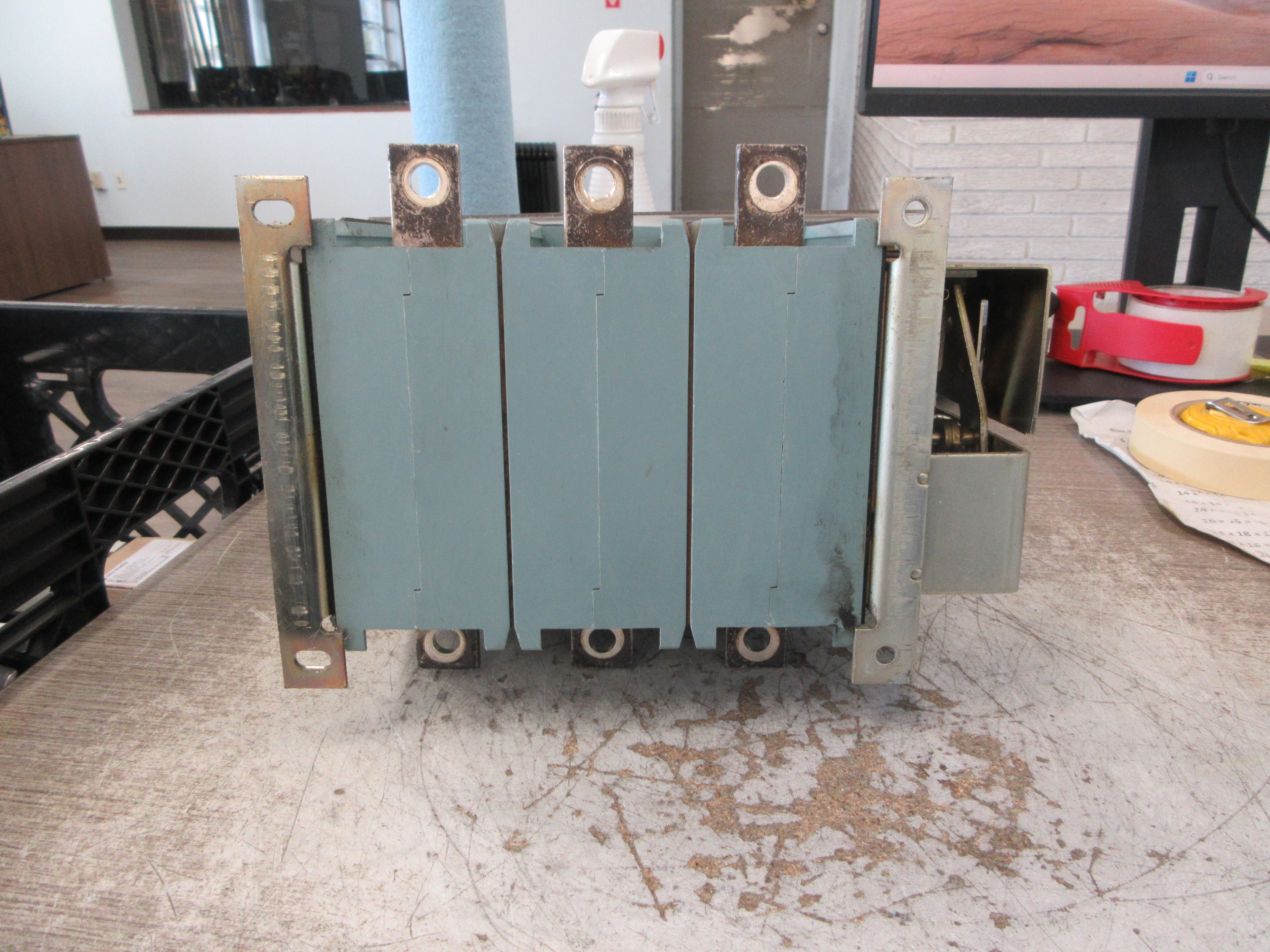 Stromberg Fusible Disconnect Switch OESA-F200JT6 200A 600V (3) 200A Fuses Used
