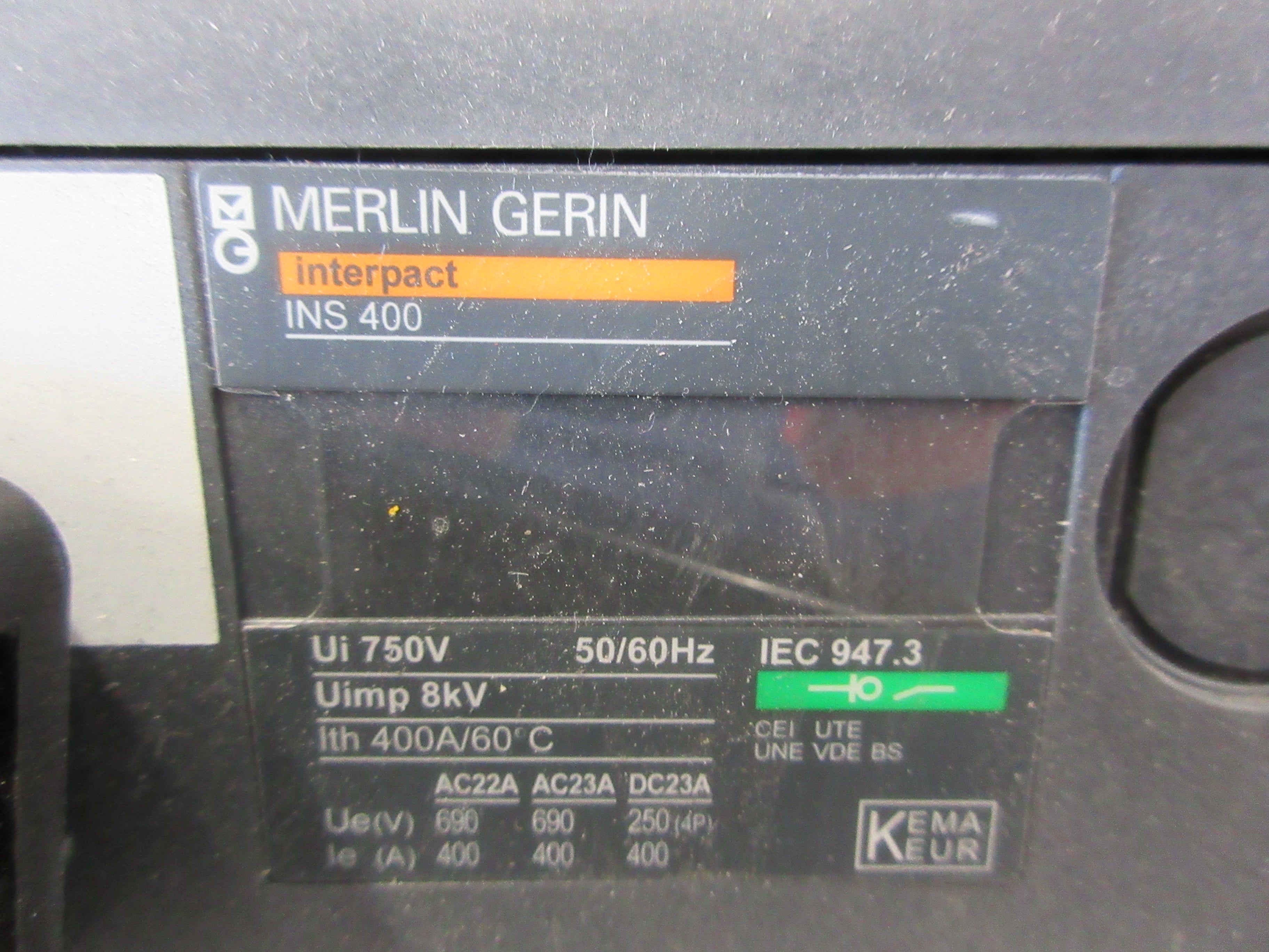 Merlin Gerin Interpact Disconnect Switch INS 400 400A 750V 50/60Hz Used