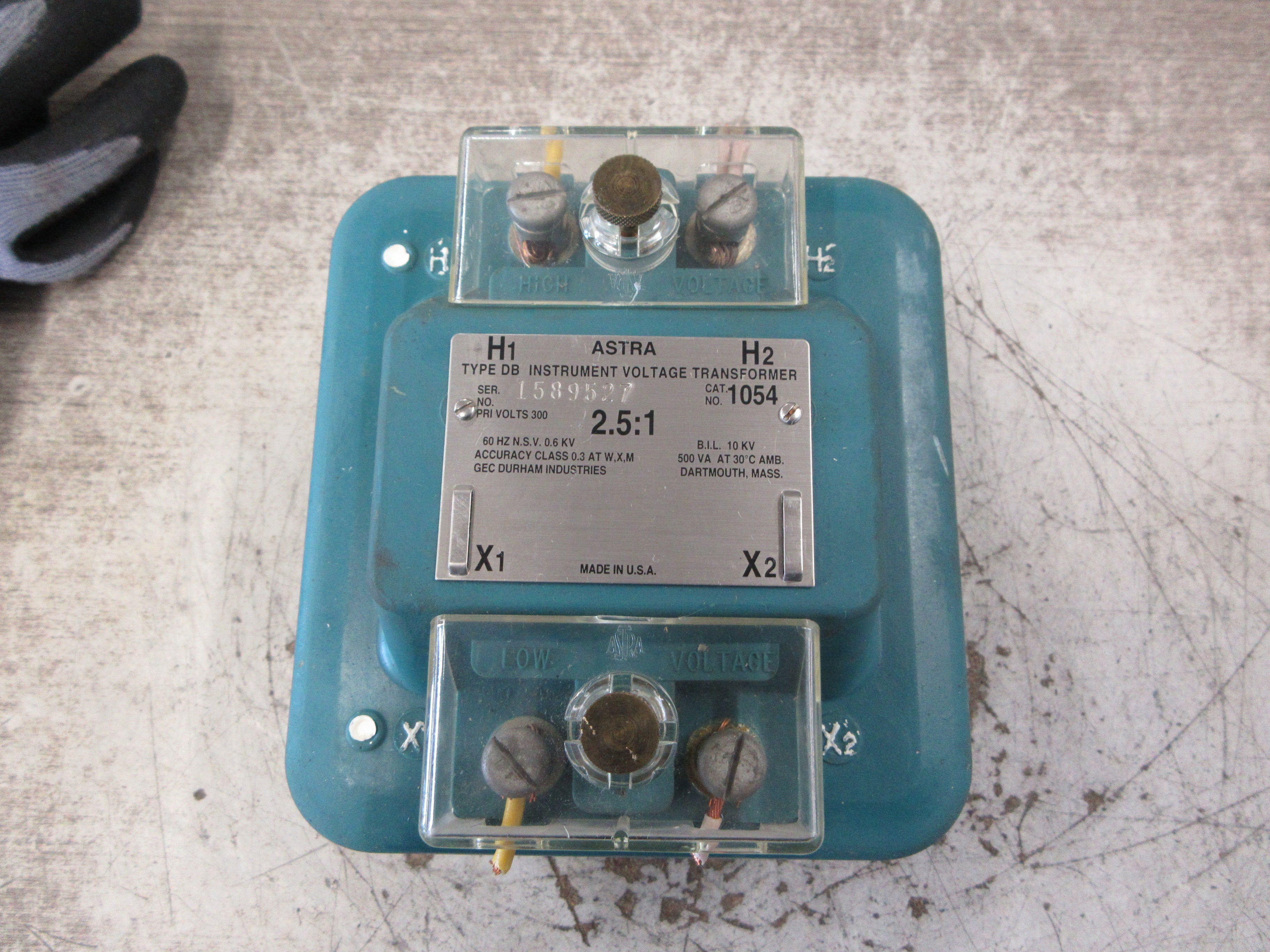Astra Type BD Voltage Transformer 1054 Pri: 300V Ratio 2.5:1 60Hz 500VA Used