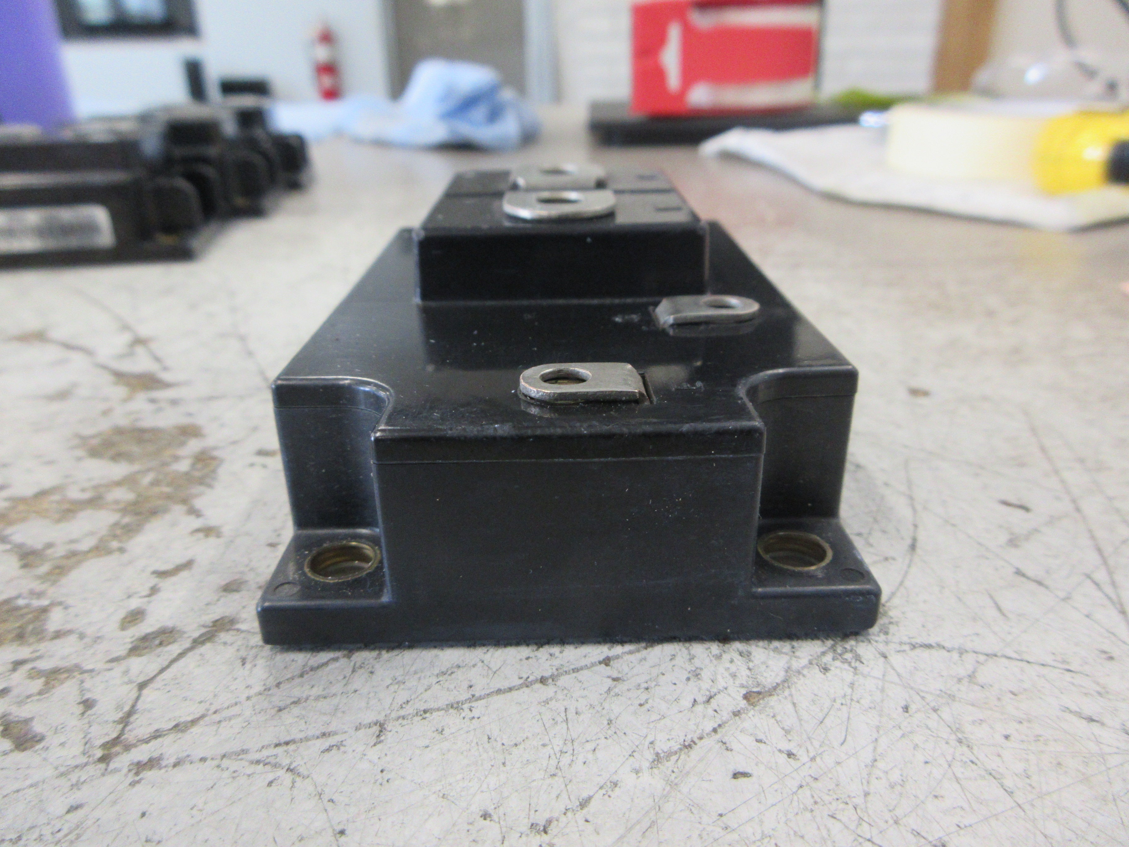 Fuji Electric IGBT Module 1MBI400S-120 400A 1200V Used