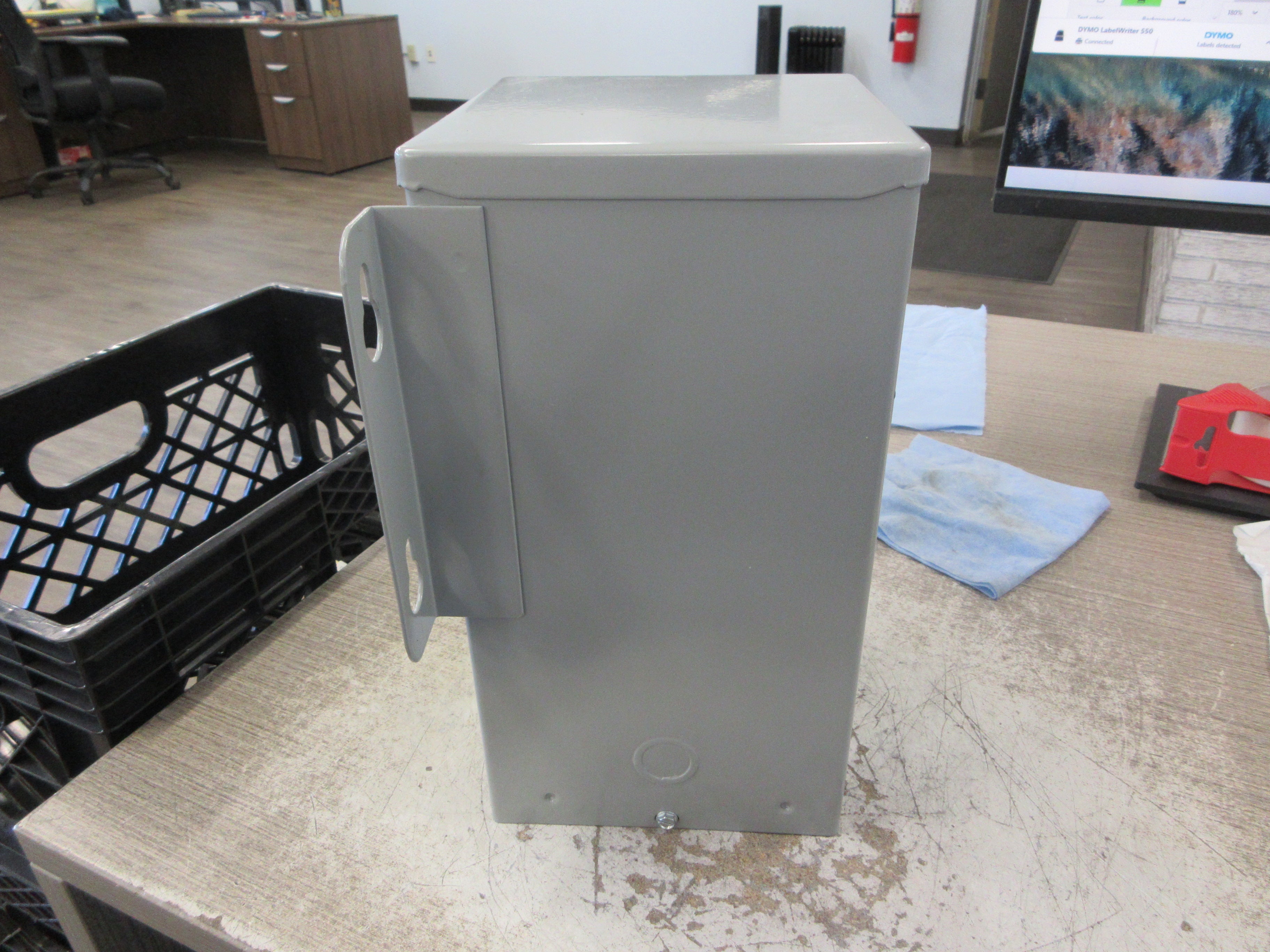 Hevi-Duty 3R Transformer HS12F2AS 2KVA Pri: 120/208/240/277V Sec: 120/240V Used