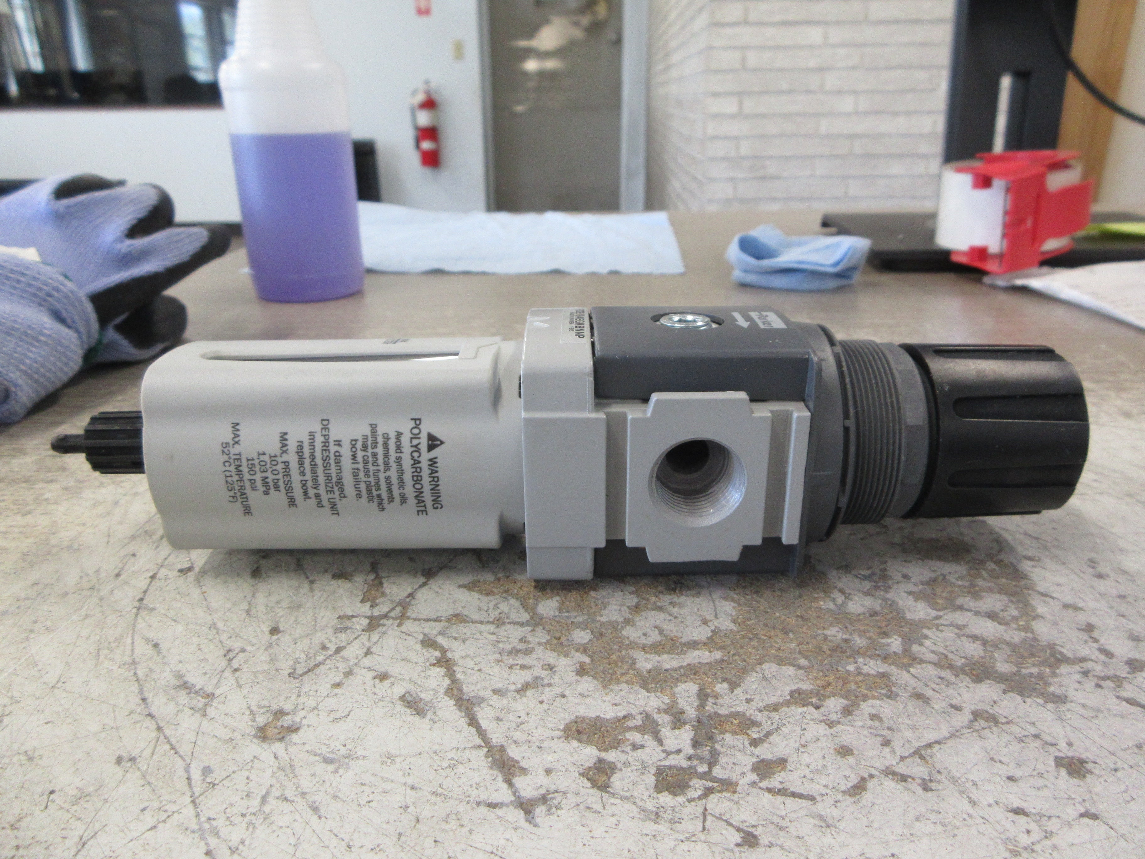 Parker Filter/Regulator P32EA94EGMBNNP Used