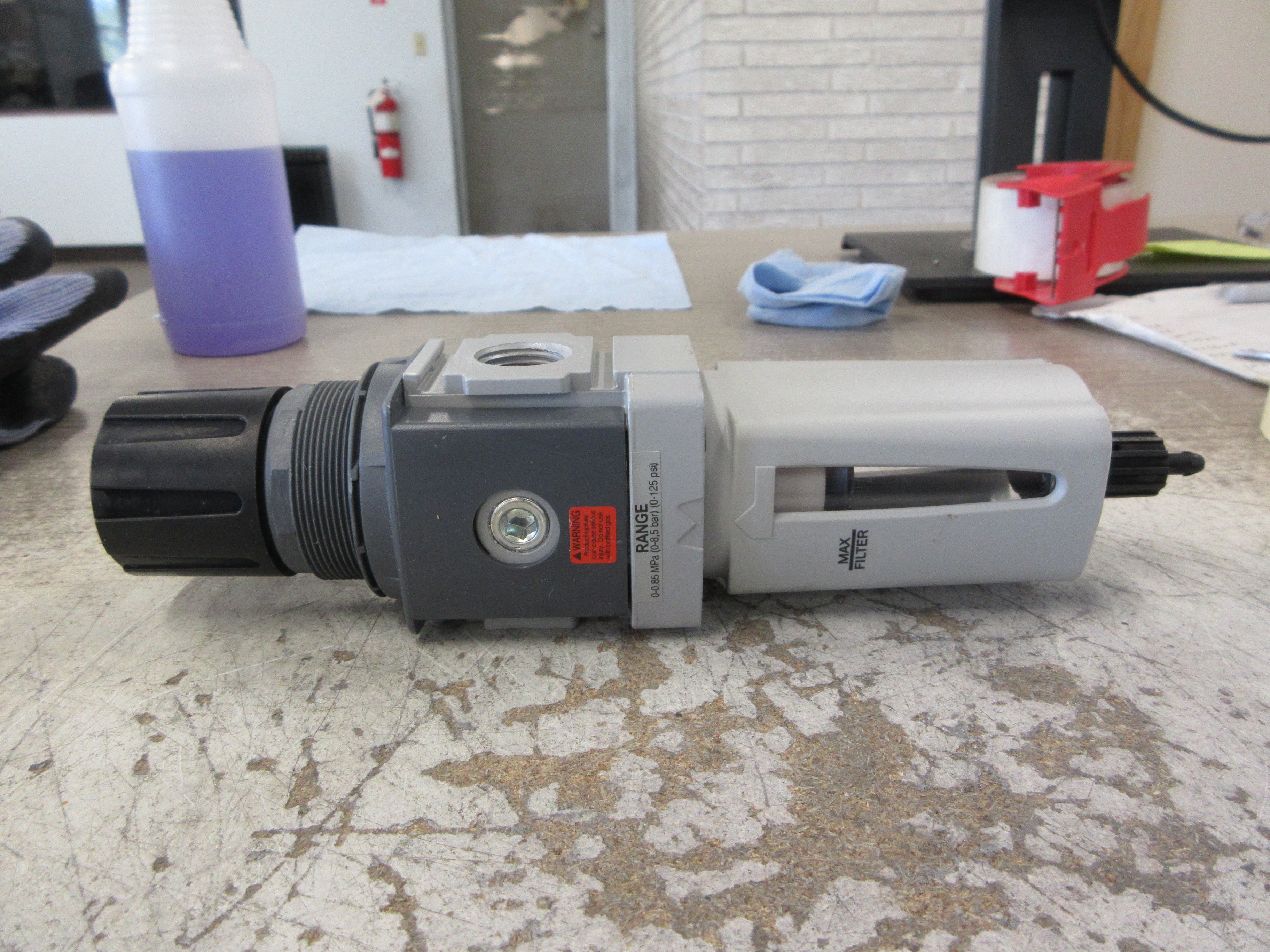 Parker Filter/Regulator P32EA94EGMBNNP Used