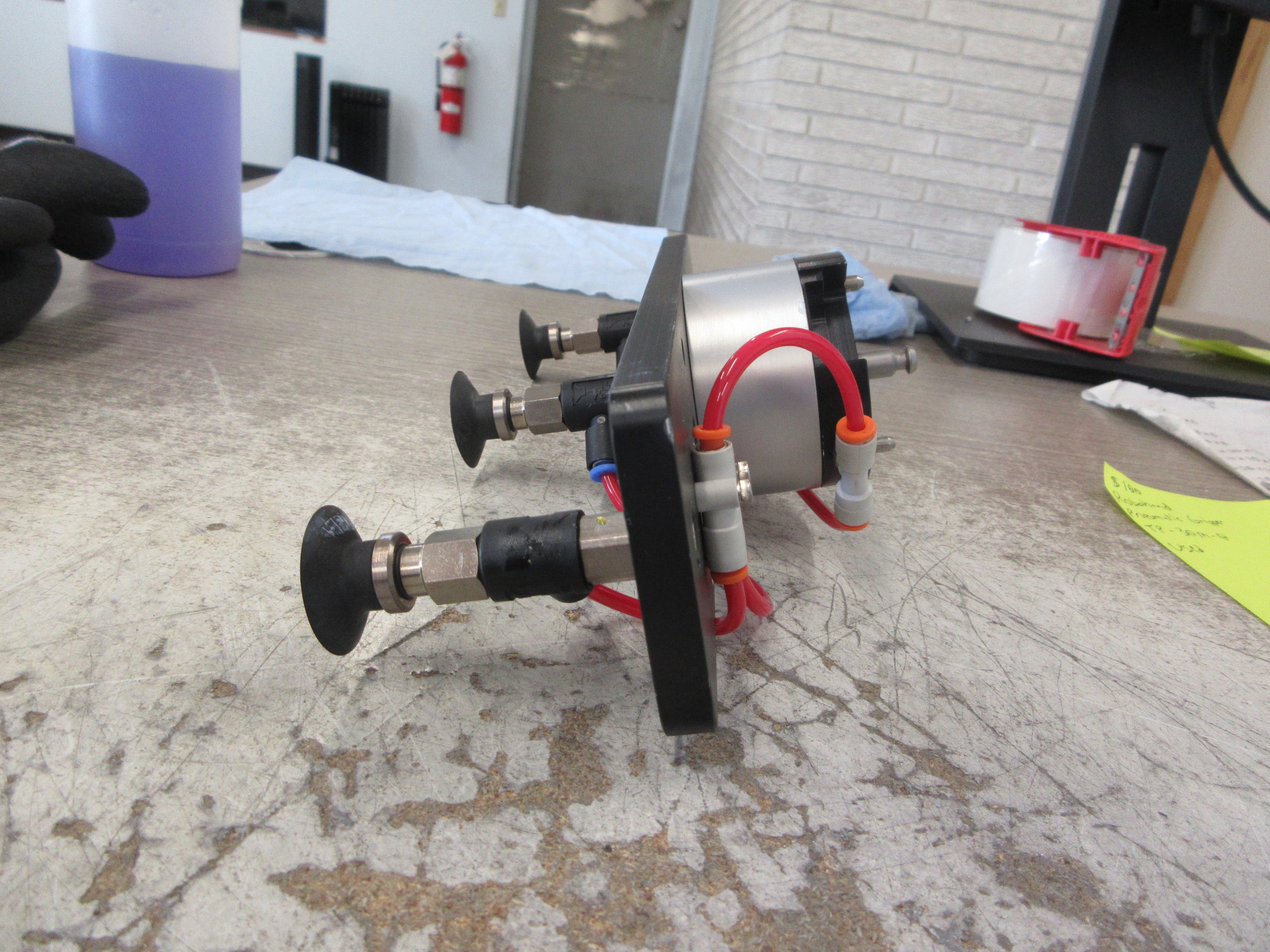 Robohand Pneumatic Gripper TP-30M-0 Used