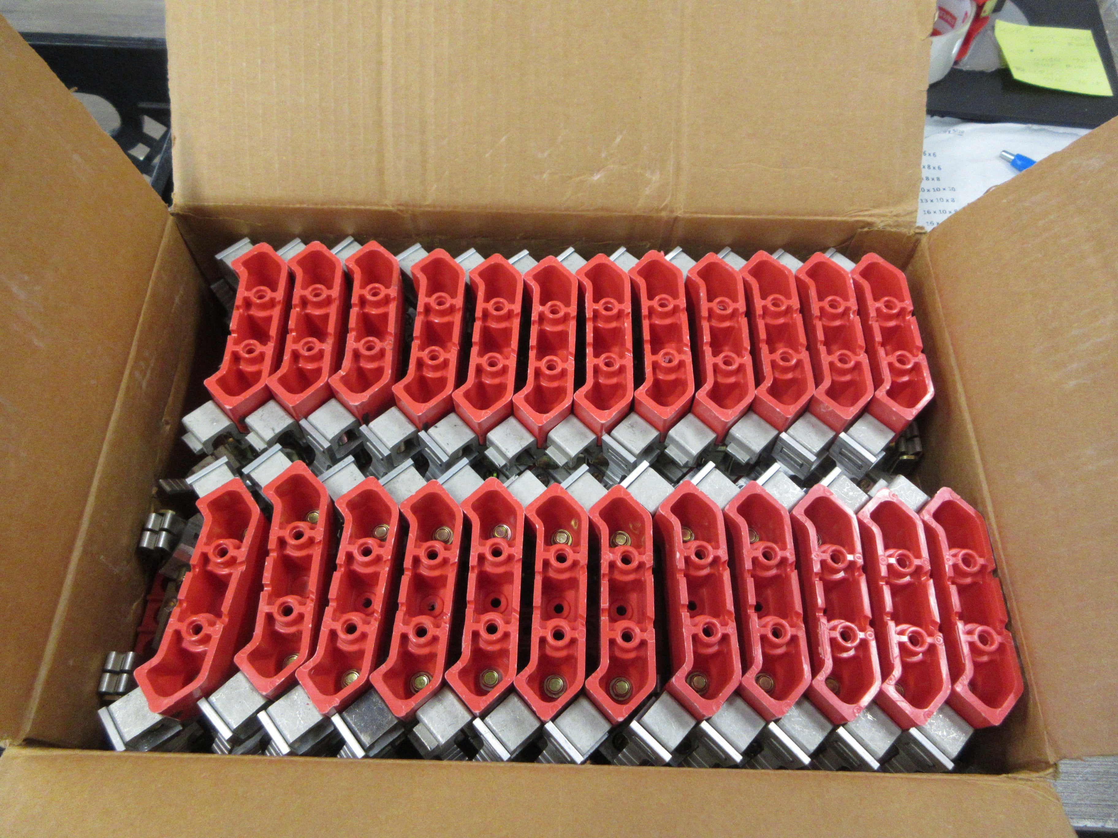 Milbank Block Assembly BL7499 100A 600V *Box of 50* New Surplus