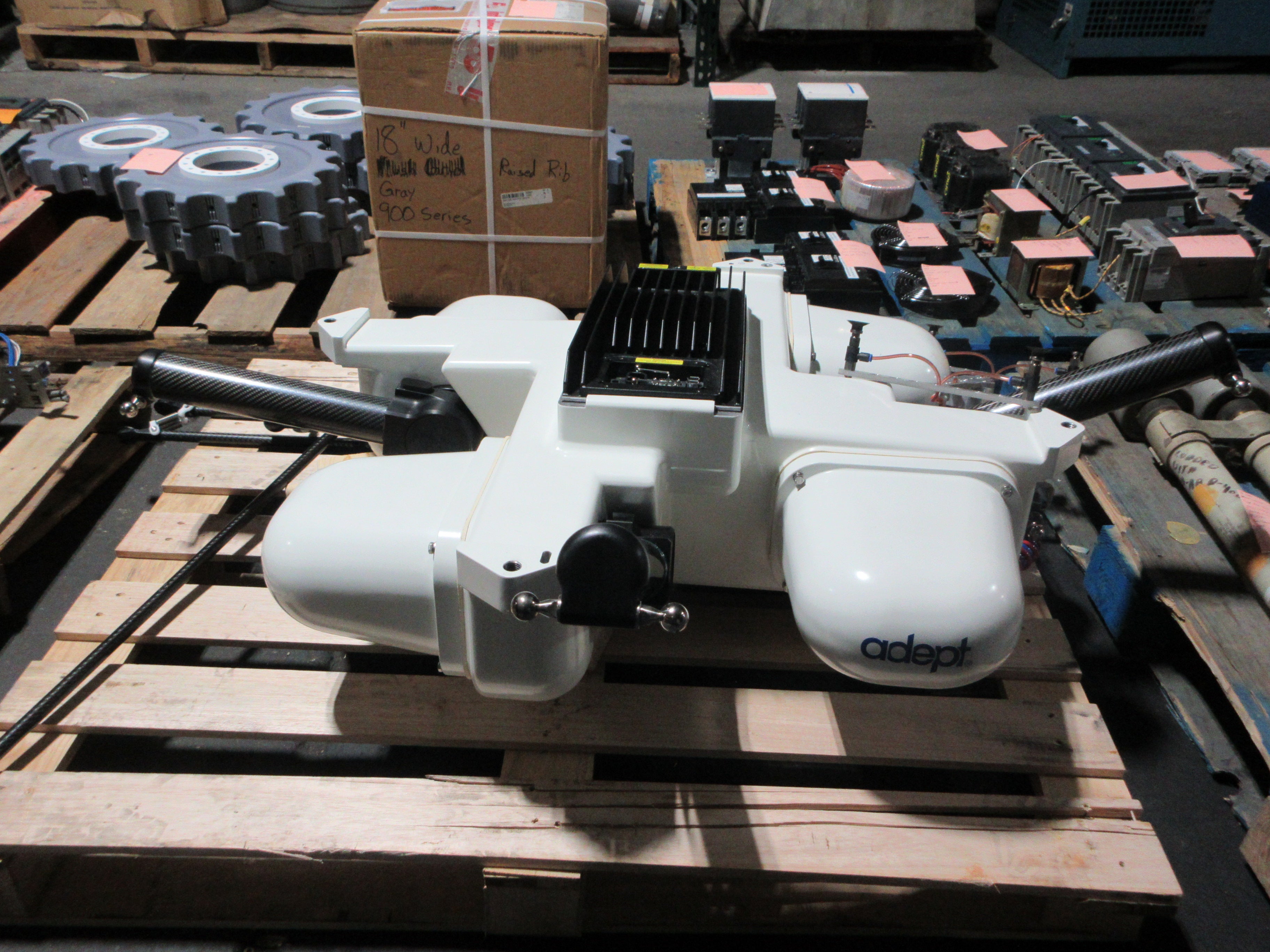 Adept Quattro Parallel Robot s800H 4 Axes Payload: 2kg Rated , 4kg Max Used