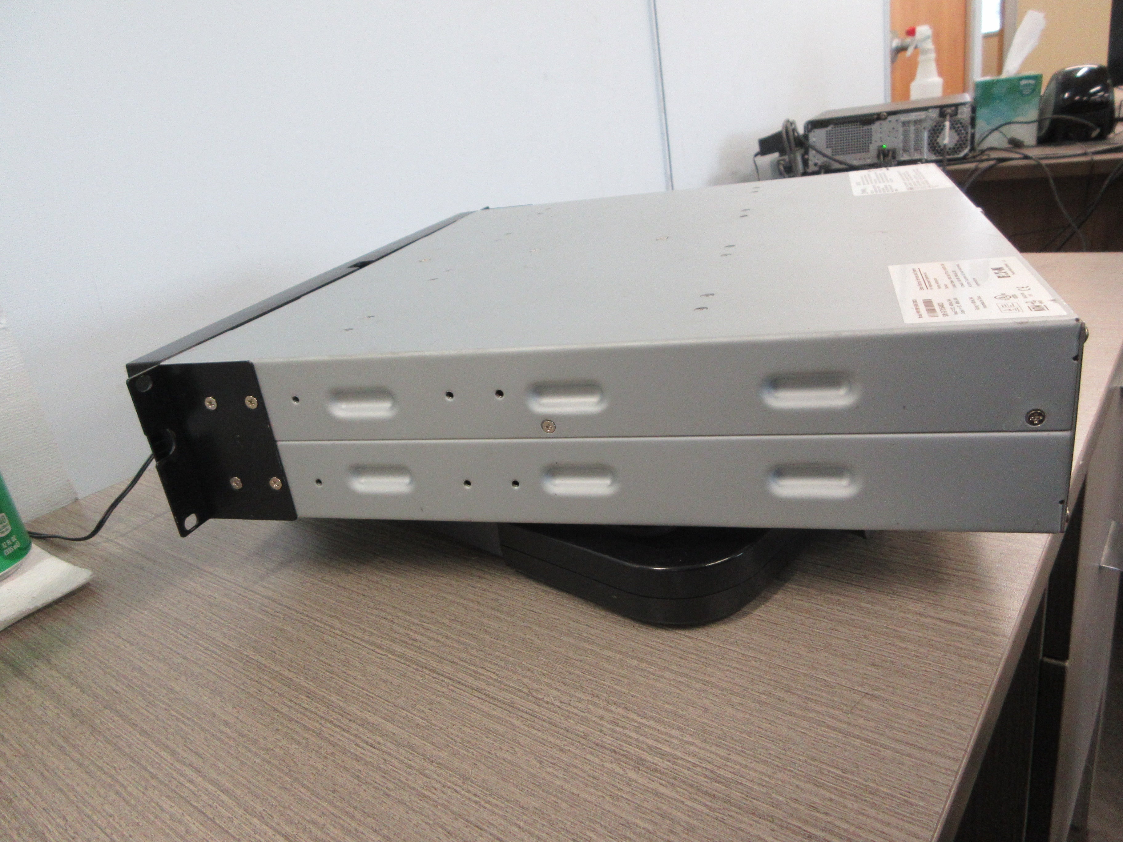 Eaton Powerware 9130 Extended Battery Module PW9130N1500R-EBM2U 48VDC 34A Used