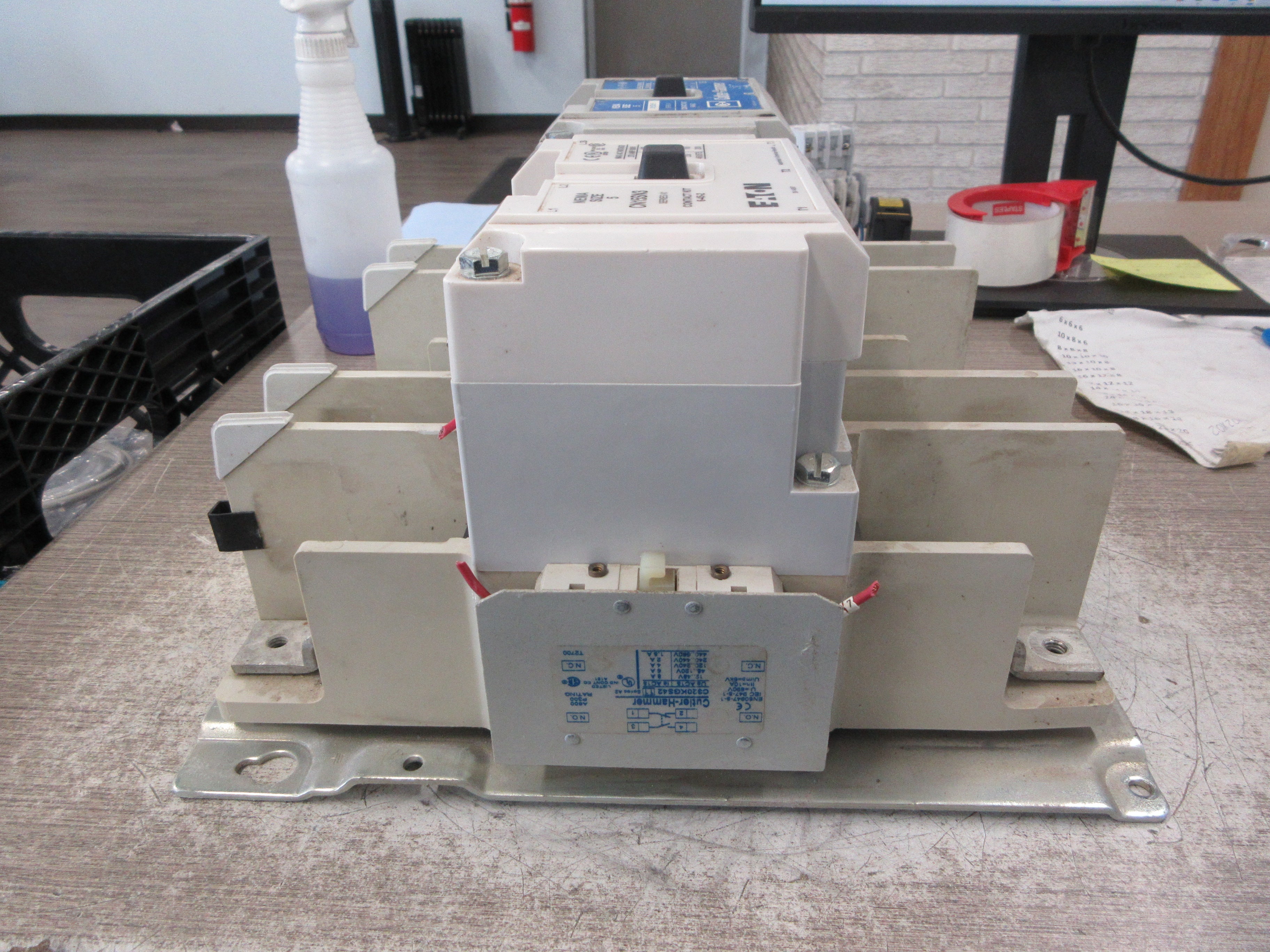 Eaton / Cutler-Hammer Size 5 Reversing Contactor CN15SN3 120V Coil 270A Used