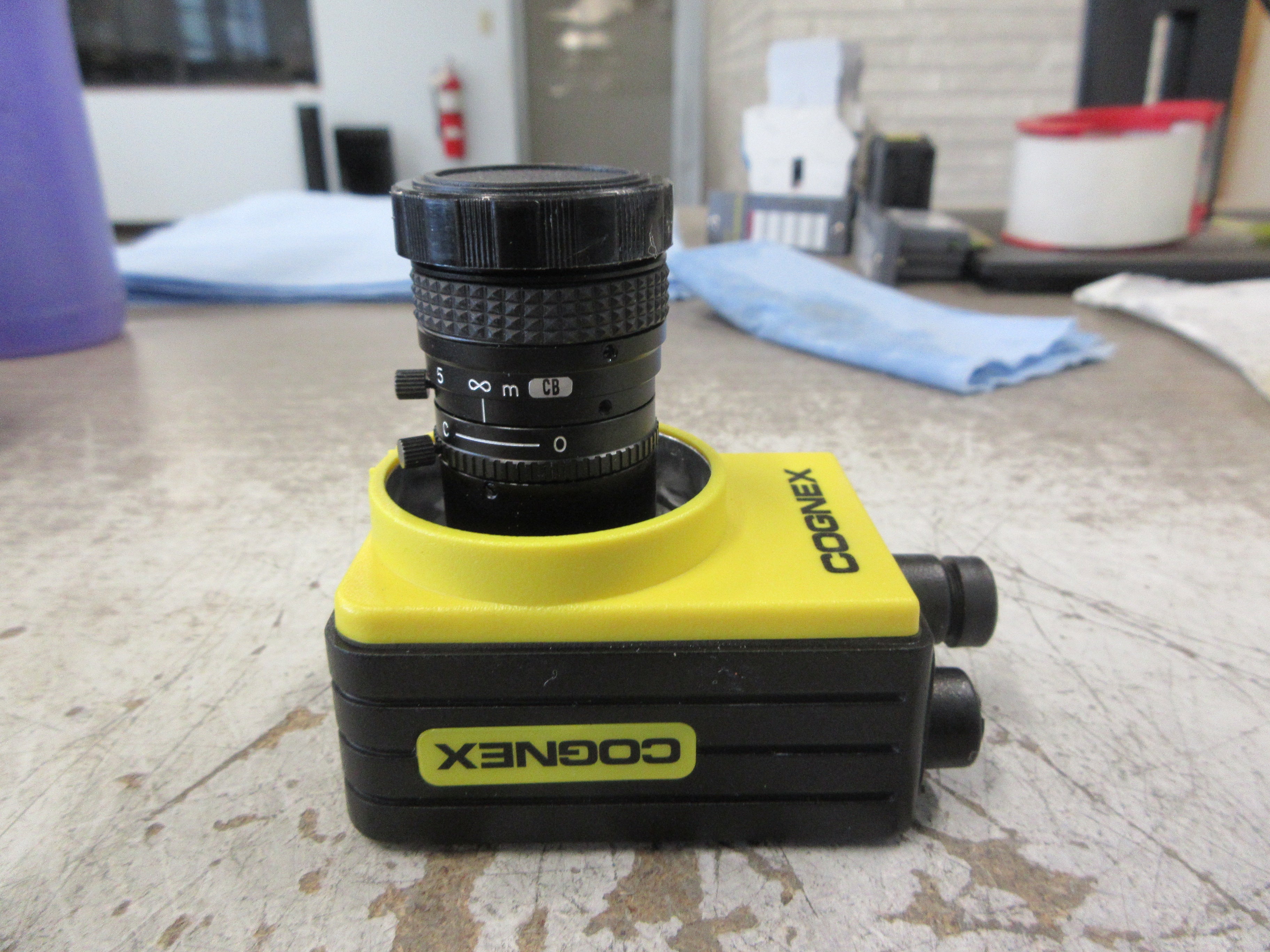 Cognex In-Sight 7000 IS7230 Vision System 825-0352-1RF 24VDC Used