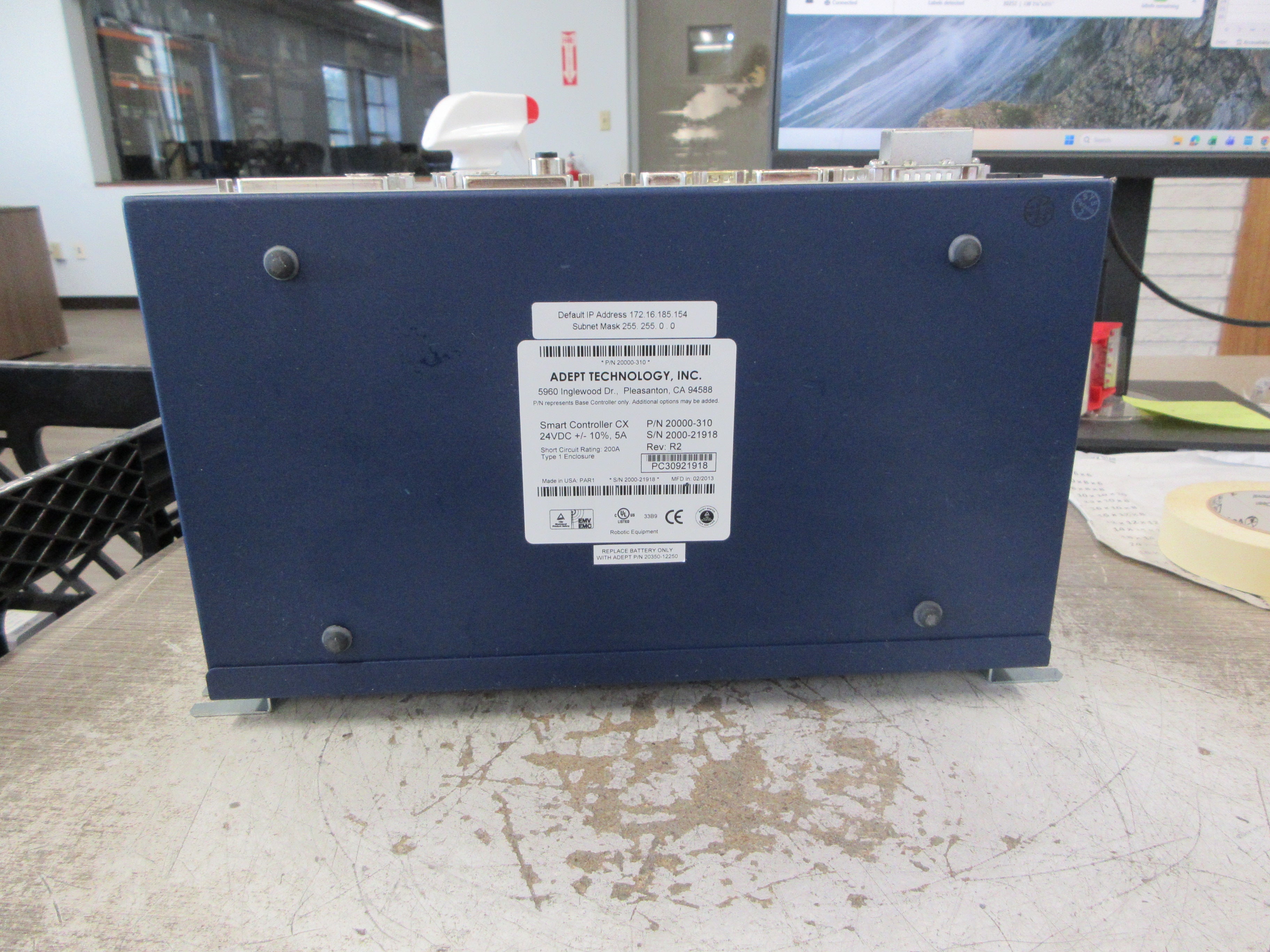 Adept Smart Controller CX 20000-310 Rev: R2 24VDC 5A Used