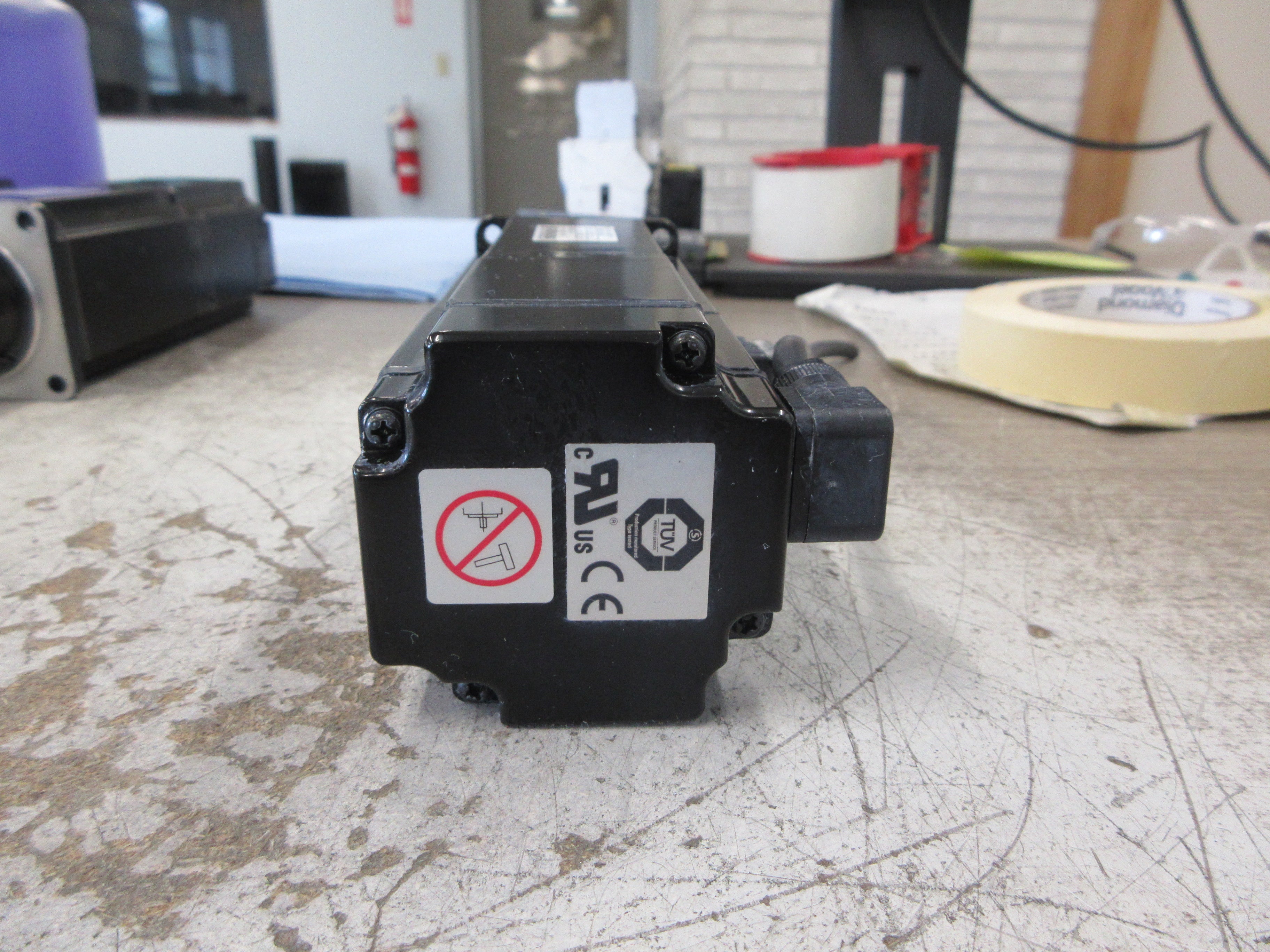 Yaskawa AC Servo Motor SGMAS-06A2A2C 600W 200V 4.3P 1.91 Nm 3000RPM Used