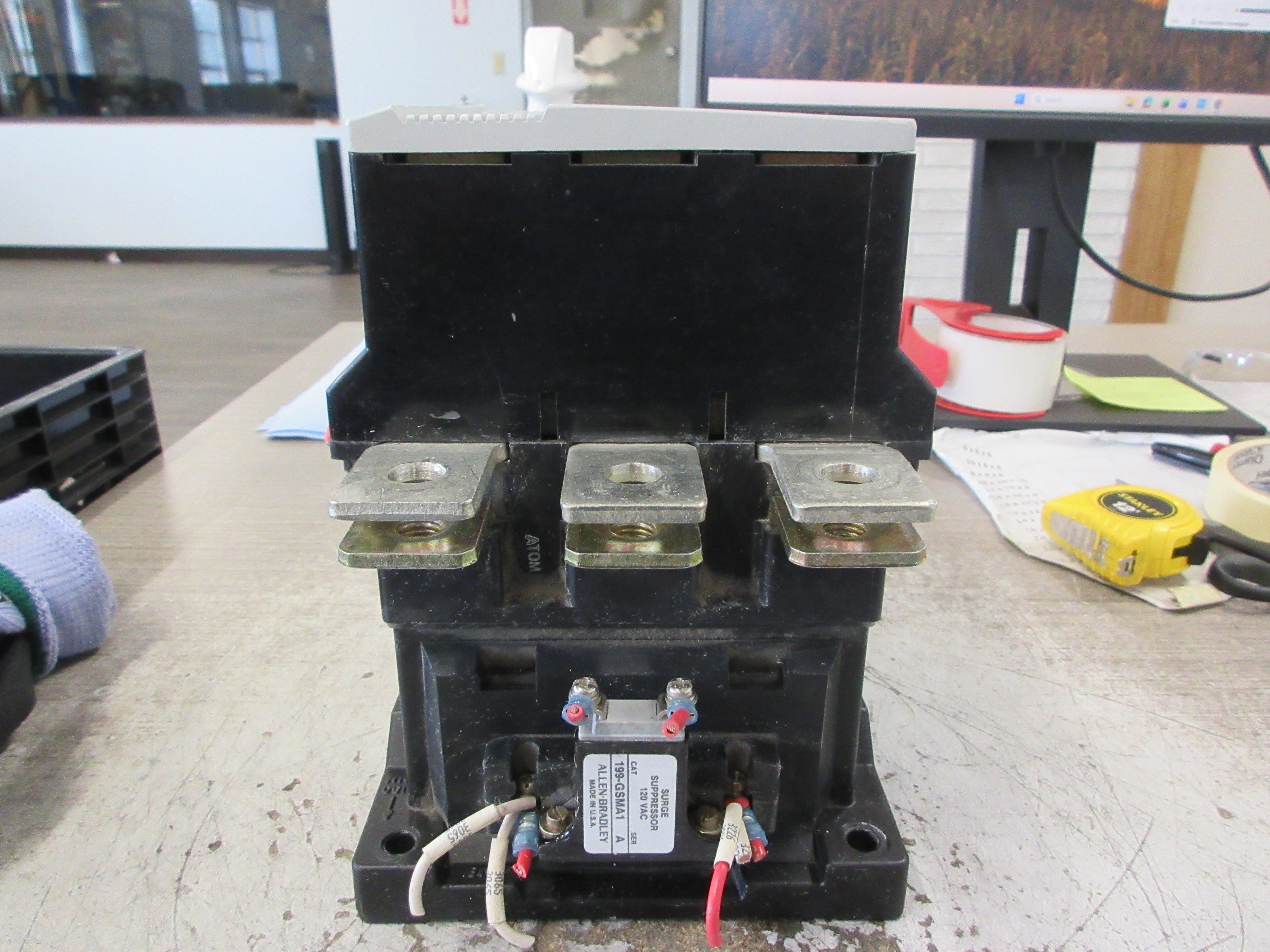 Allen-Bradley Contactor 100-B250N*3 Ser. B 120V Coil 250A 600V Used