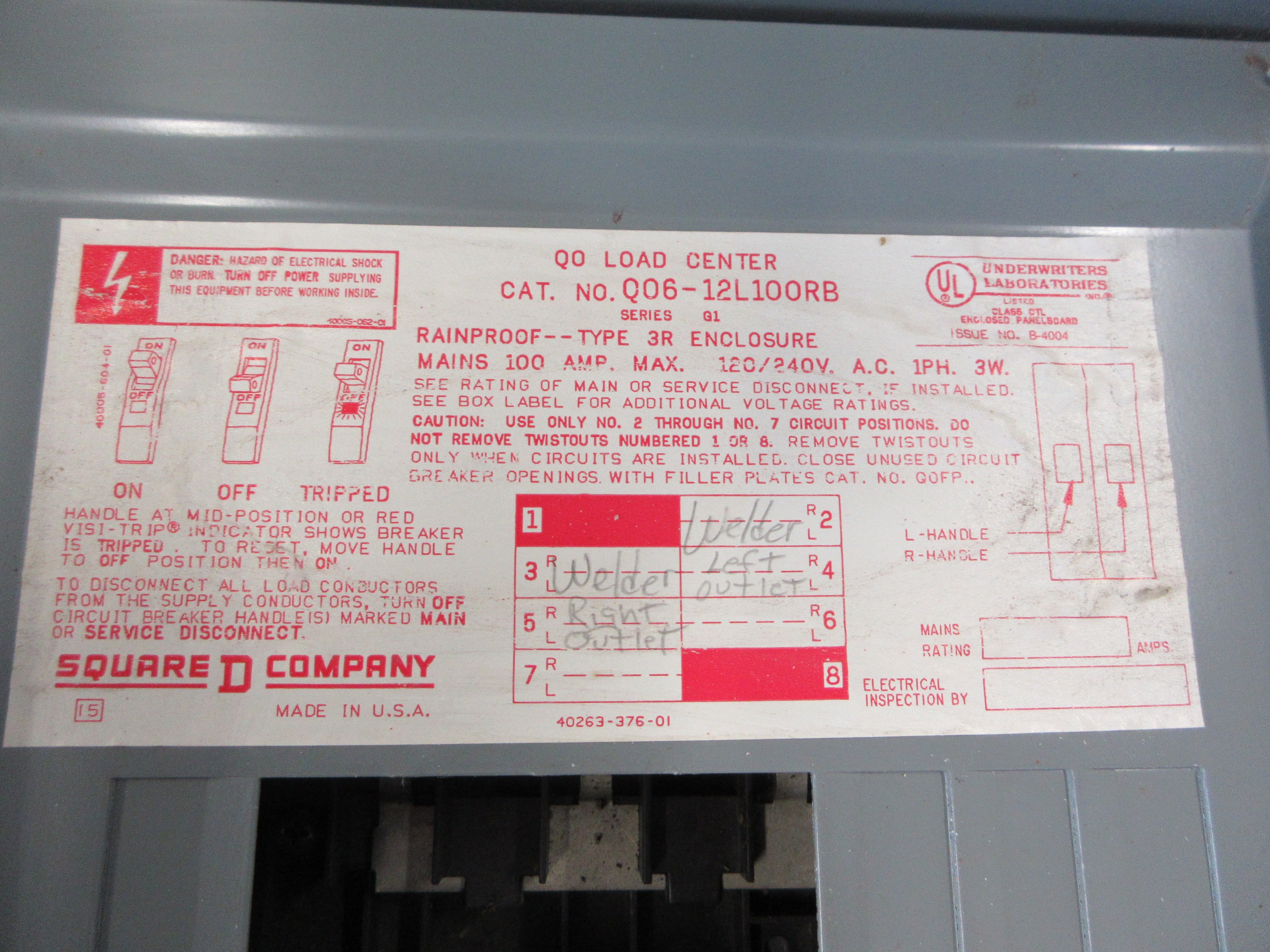 Square D Main Lug Circuit Breaker Panel Q06-12L100RB 3R Enclosure Used