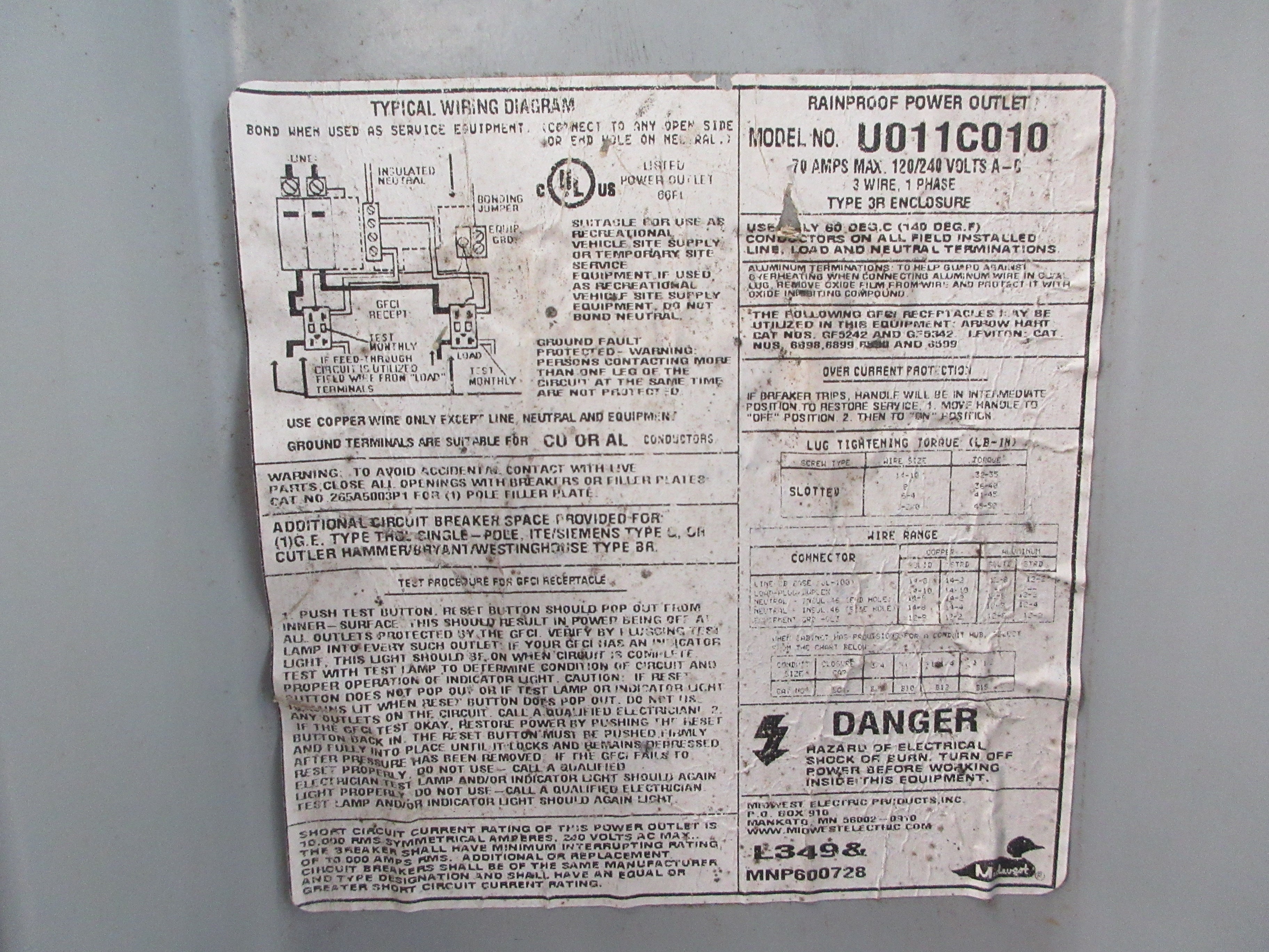 Midwest Electric 3R Power Outlet U011C010 70A Max 120/240V 3W 1Ph Used