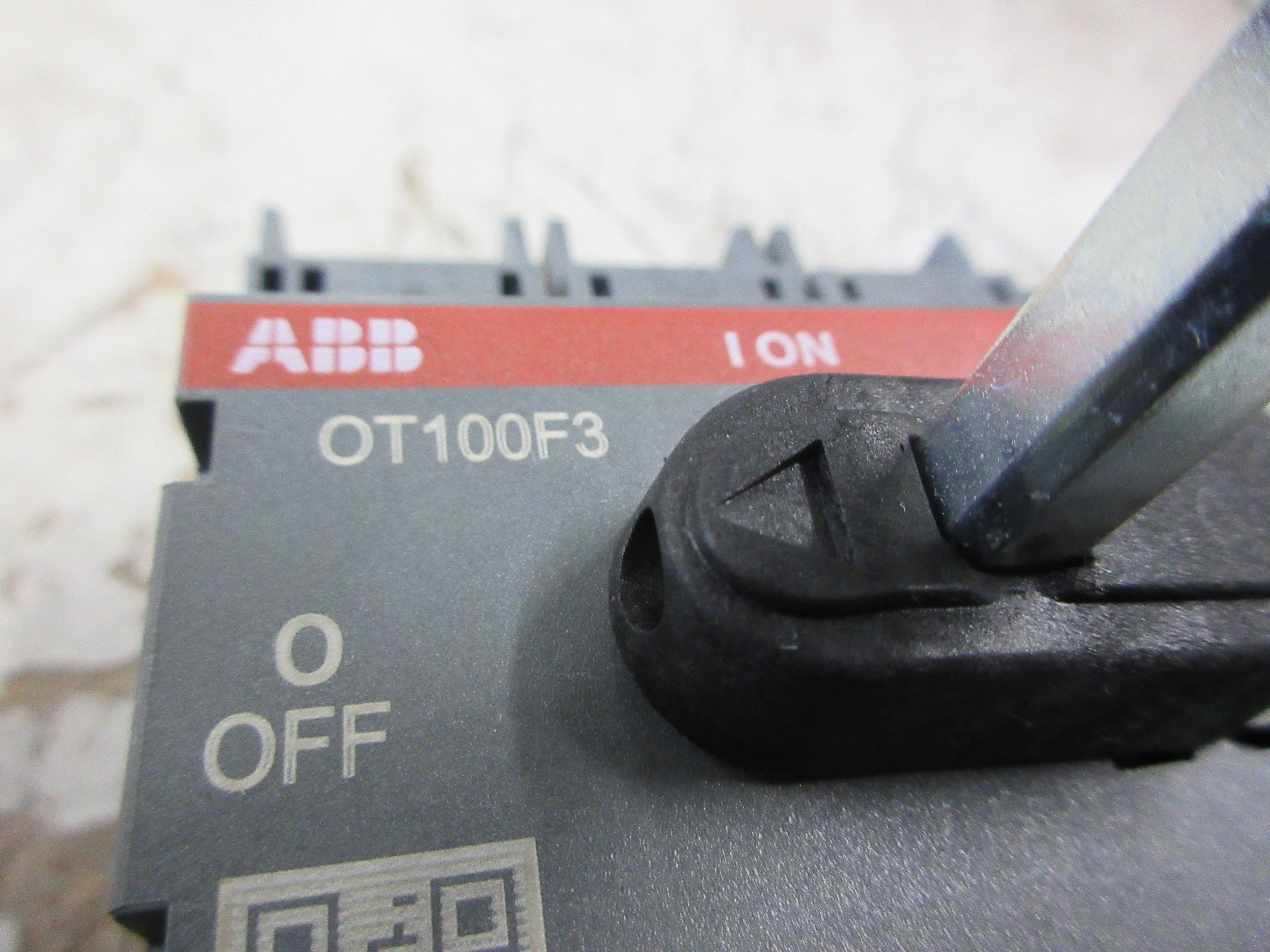 ABB Disconnect Switch OT100F3 100A 600V 3Ph Used
