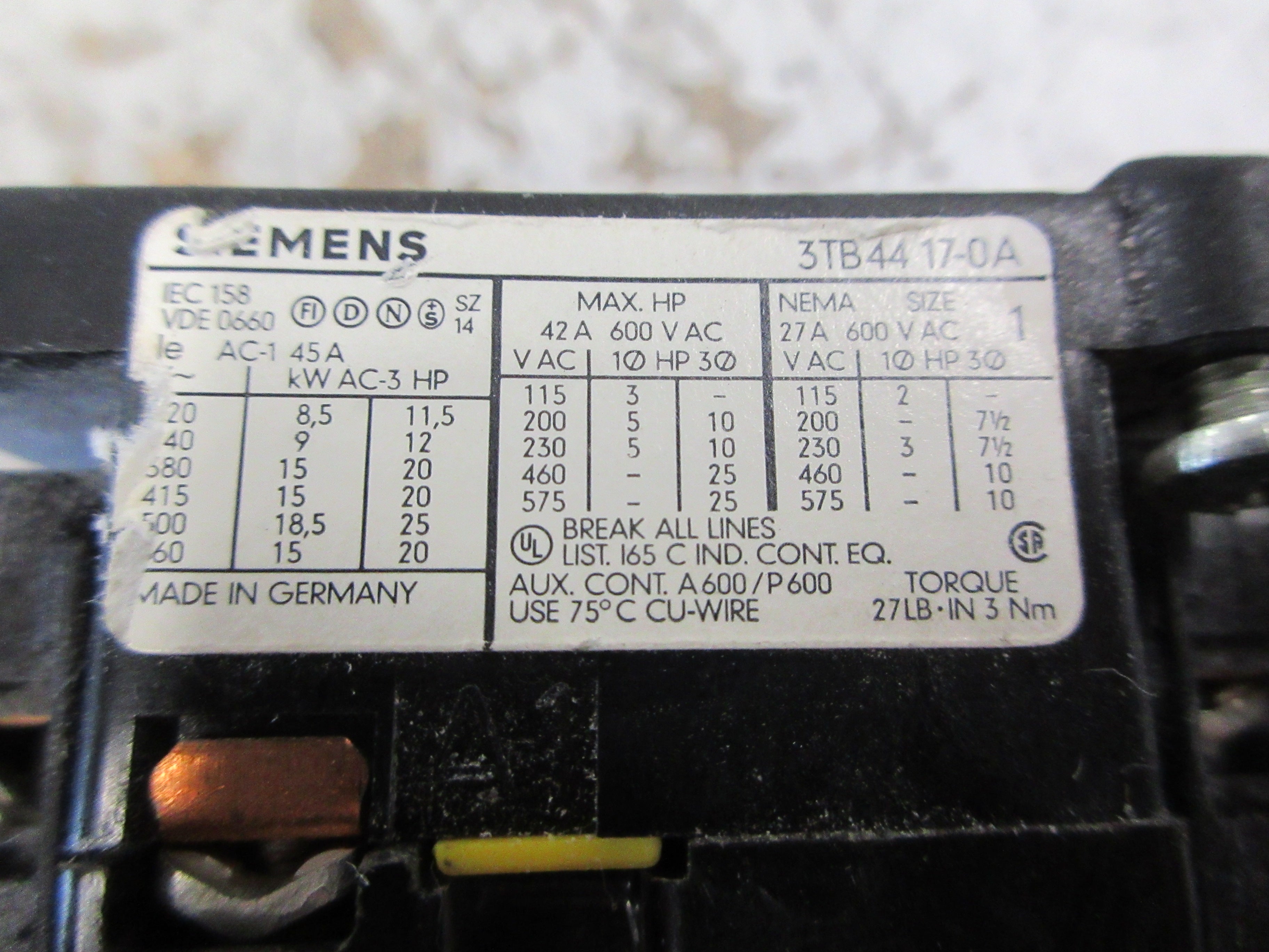 Siemens Size 1 Contactor 3TB44 17-0A 120C Coil 27A 600V Used