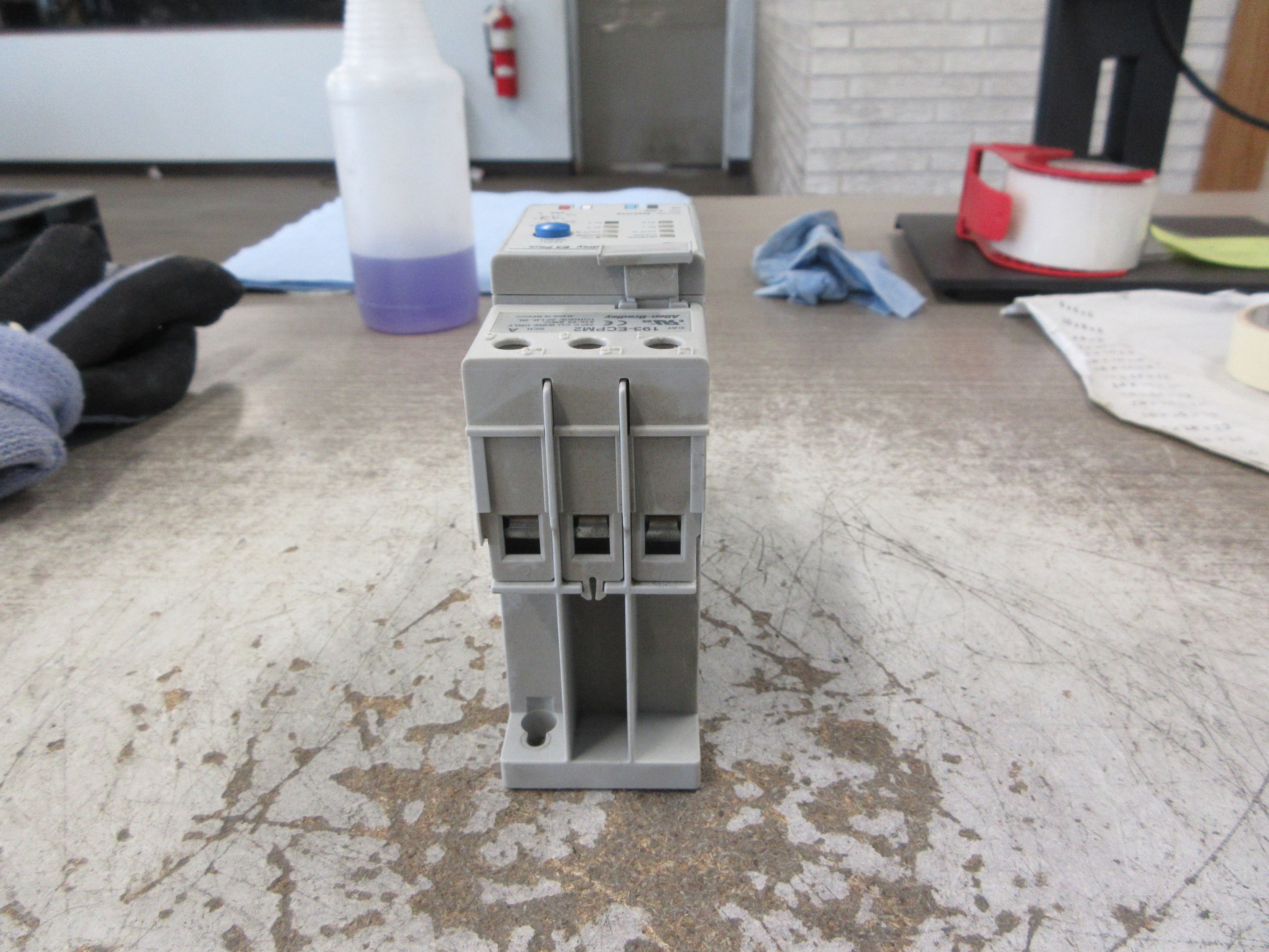 Allen-Bradley E3 Plus Solid State Overload 193-EC3ZZ Ser. C Trip: 9-5000A Used