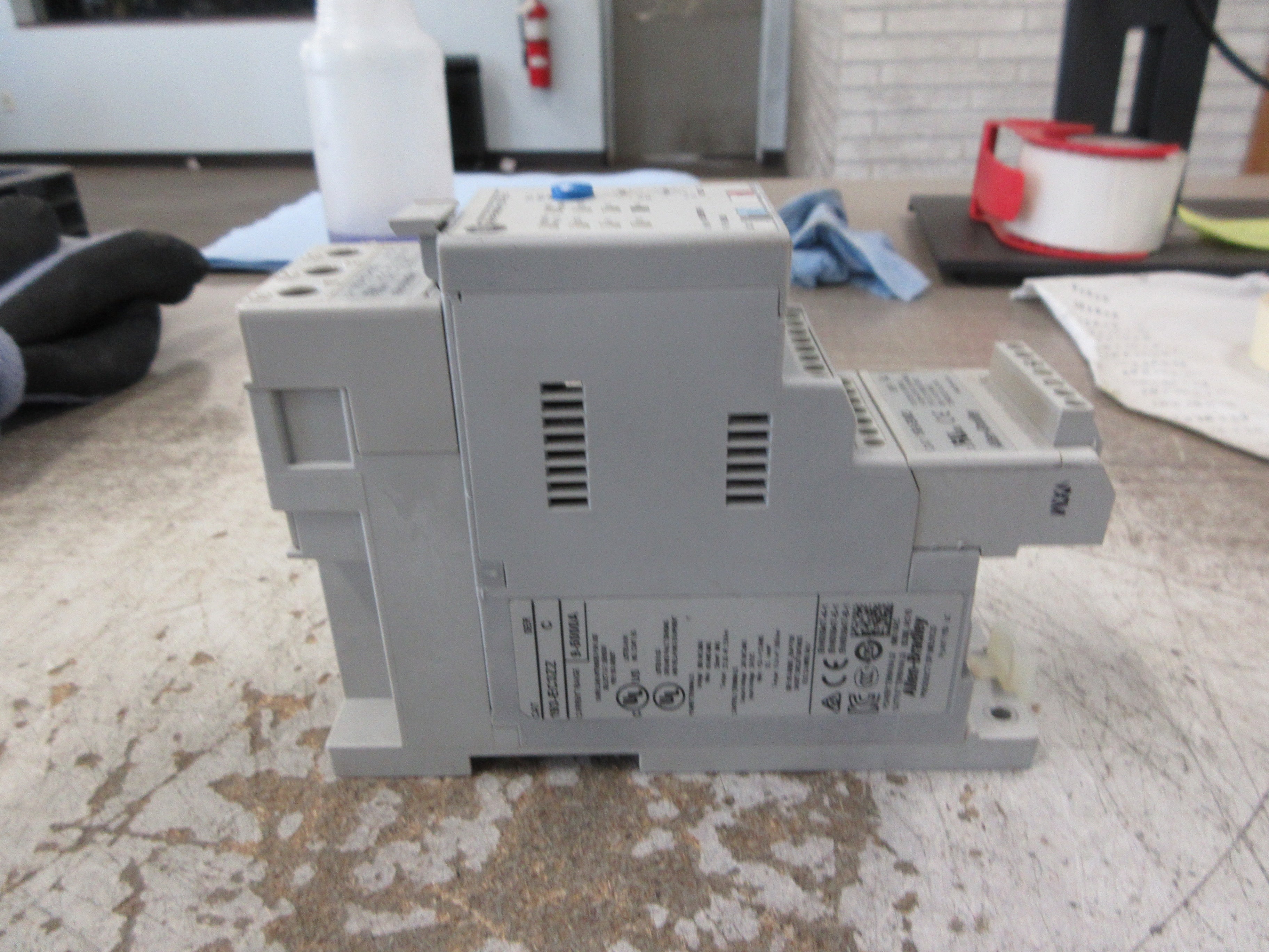 Allen-Bradley E3 Plus Solid State Overload 193-EC3ZZ Ser. C Trip: 9-5000A Used