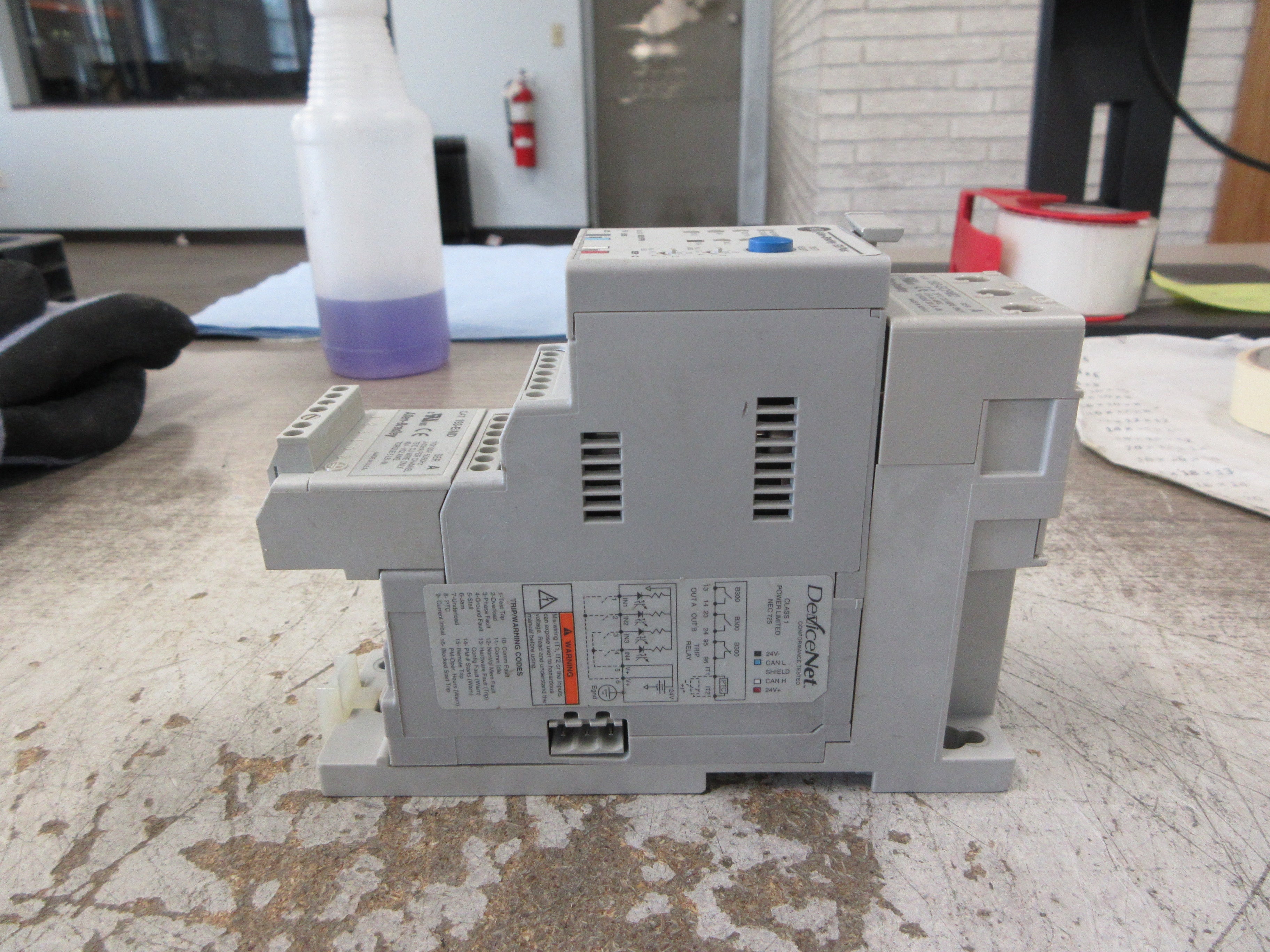 Allen-Bradley E3 Plus Solid State Overload 193-EC3ZZ Ser. C Trip: 9-5000A Used
