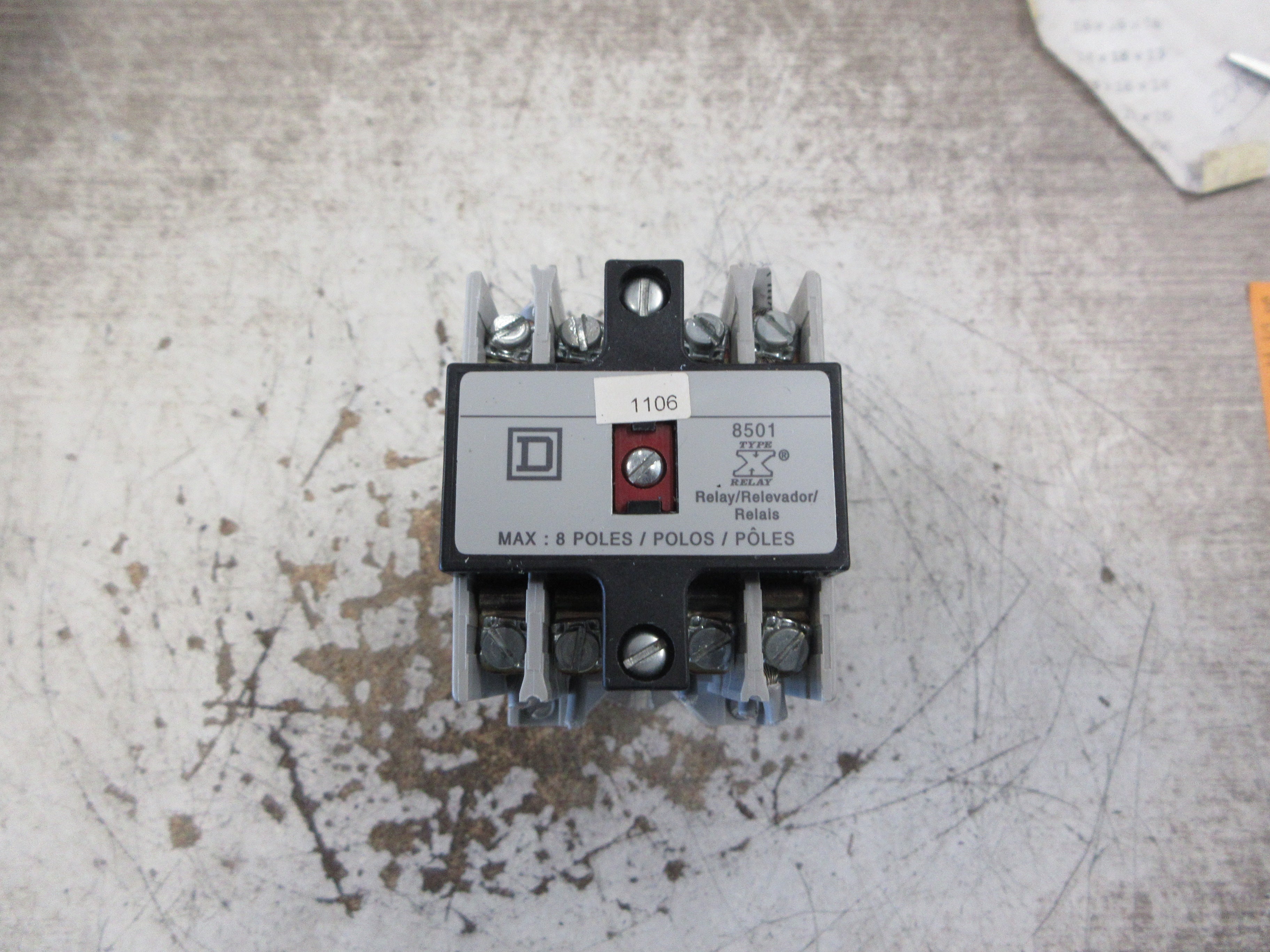 Square D Industrial Control Relay 8501XD080 115/125VDC Coil Ser. A Used