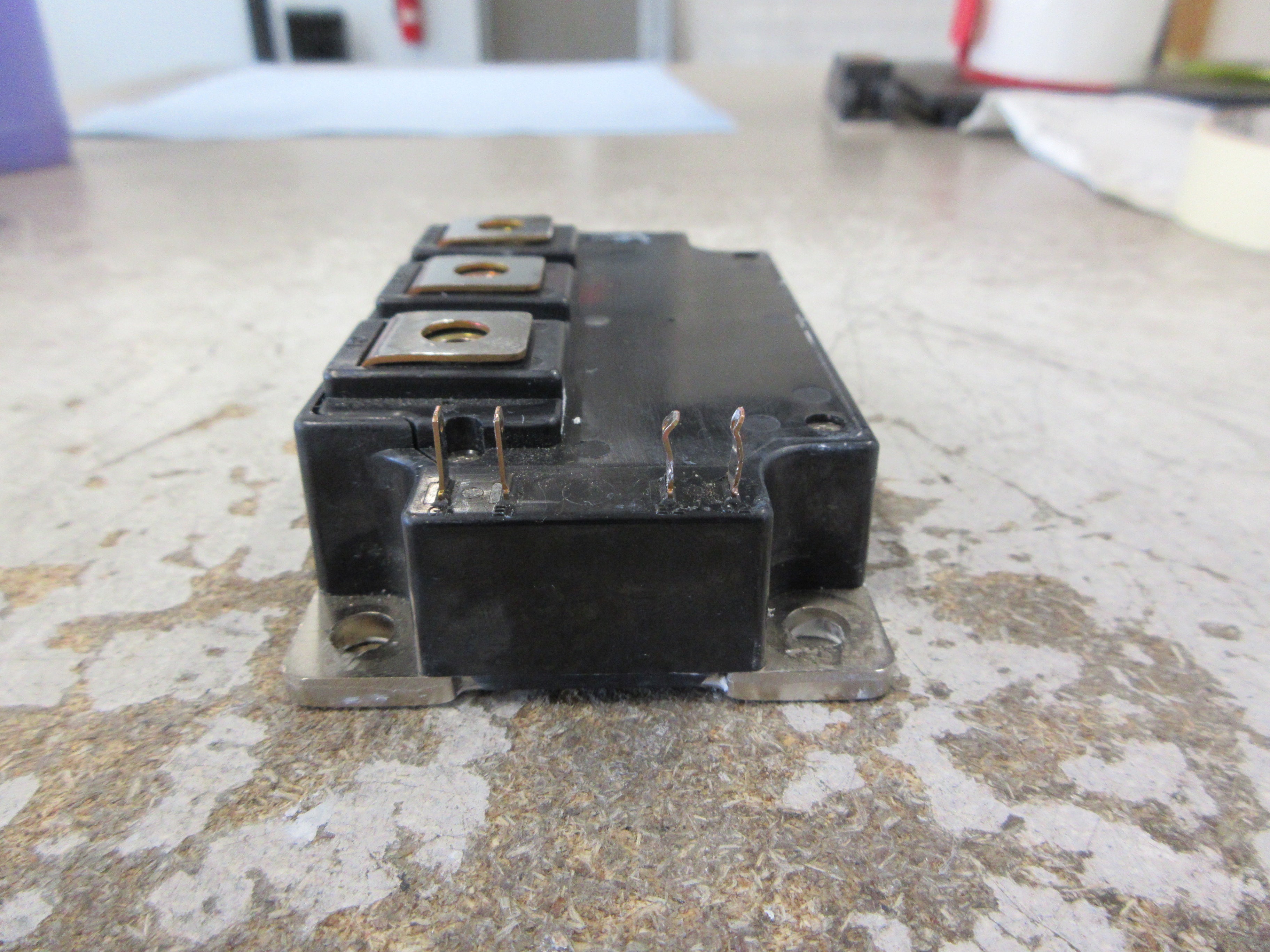 Mitsubishi IGBT Module CM400DU-12H Used
