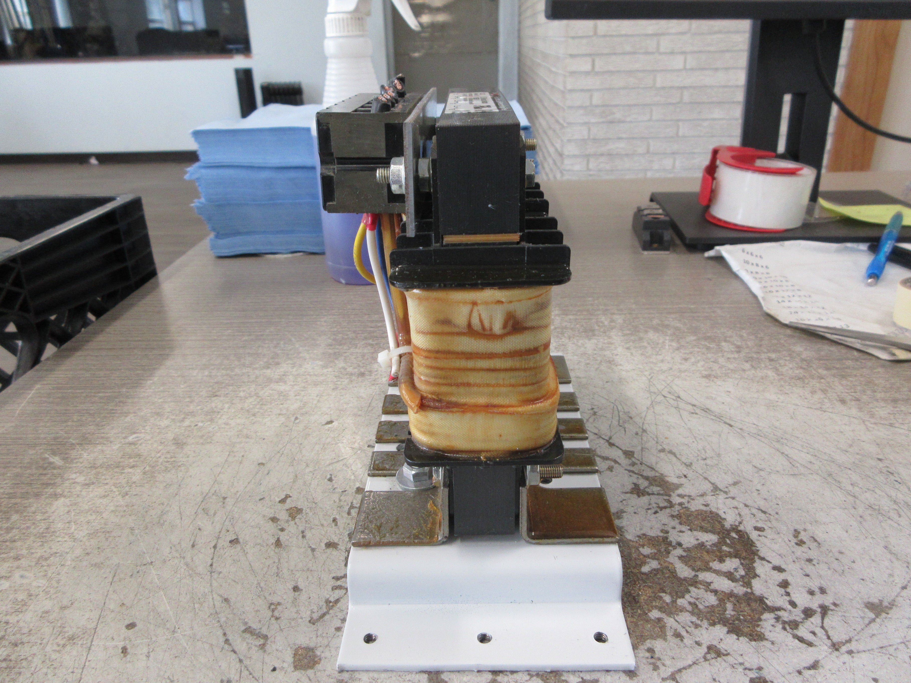 TCI KLR Series Line Reactor KLR25BTB 25A 600V 50/60Hz 3Ph W/Mounting Plate Used