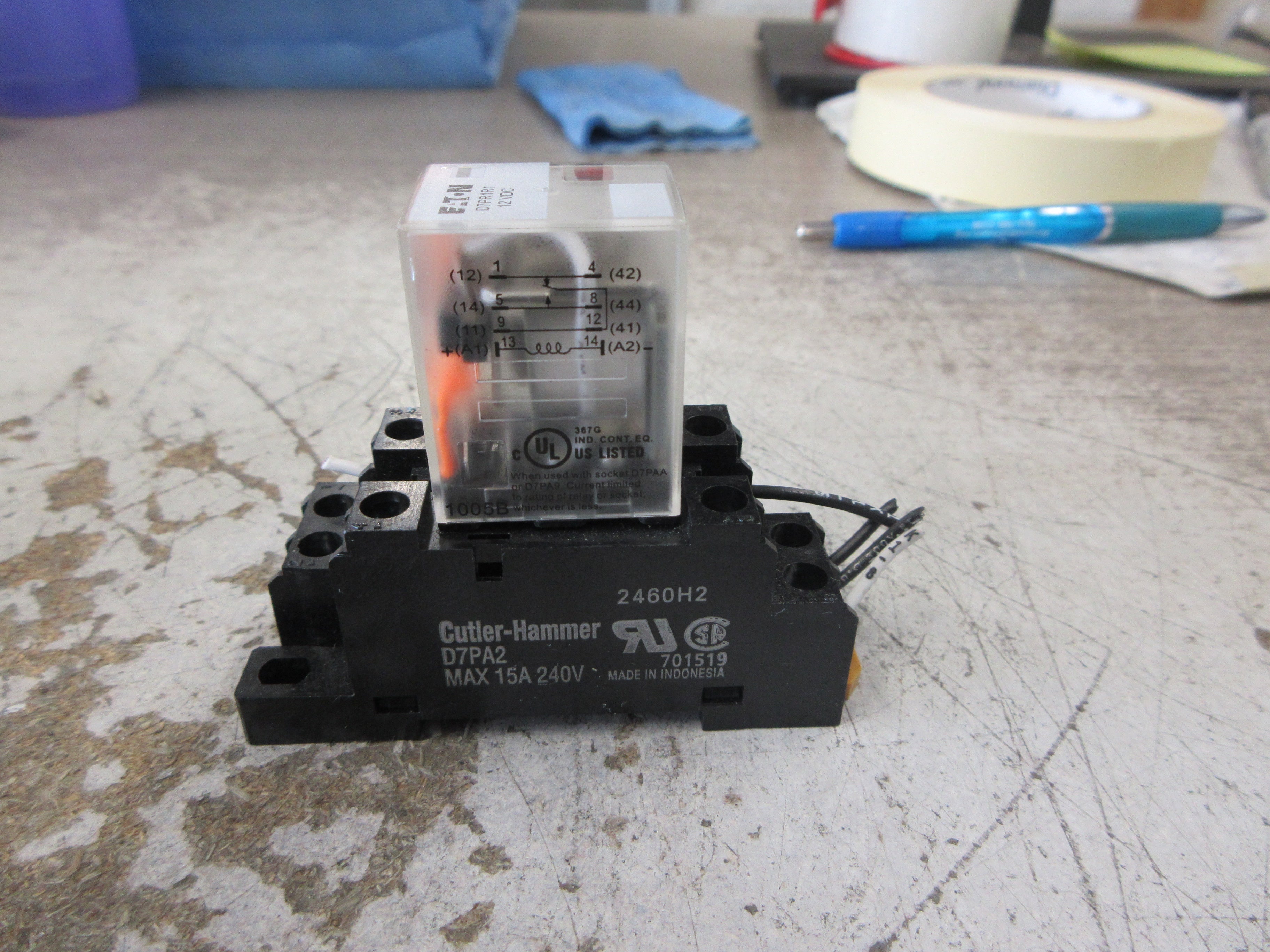 Eaton Relay D7PR1R1 12VDC Coil W/Base Used