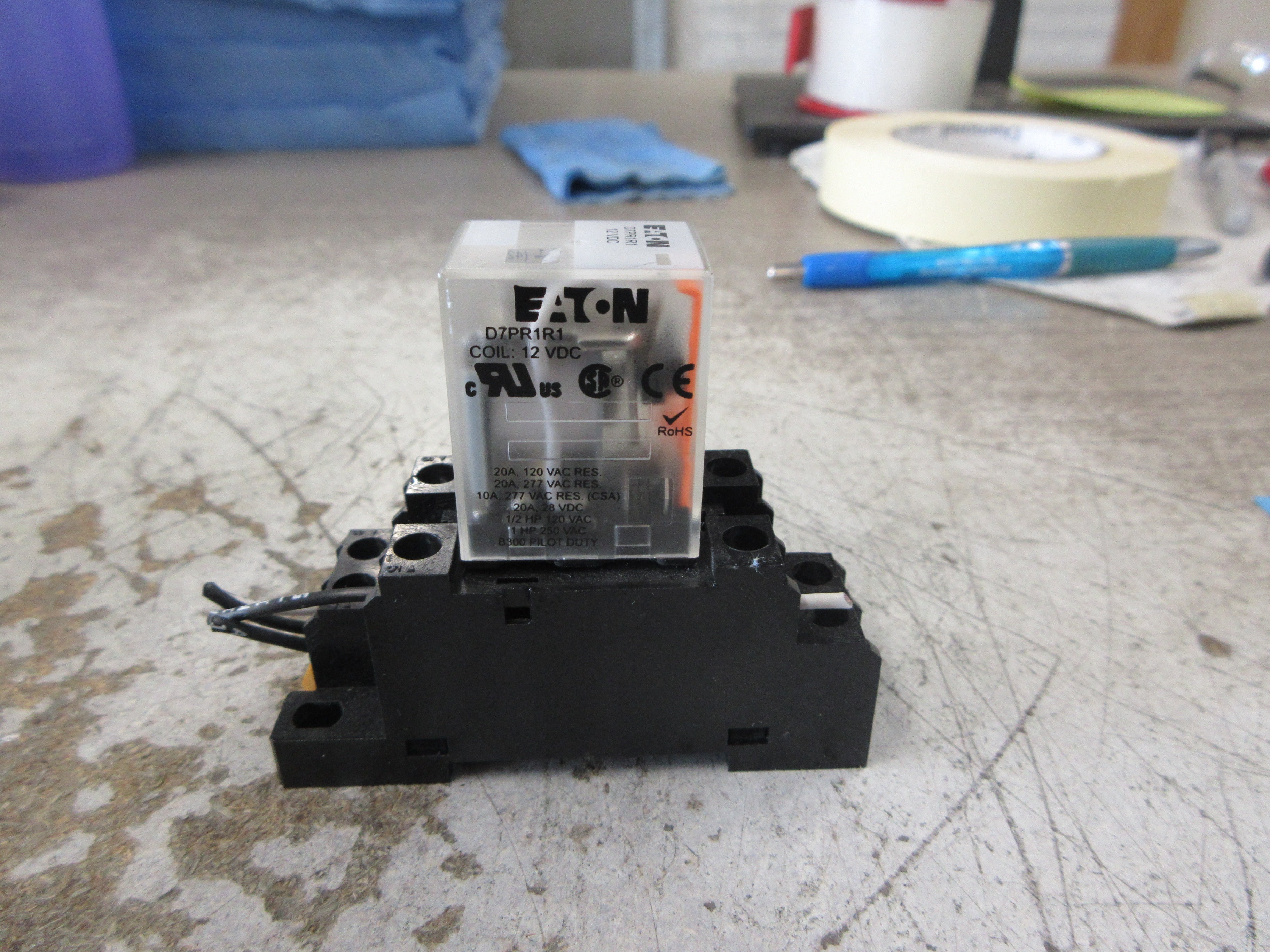 Eaton Relay D7PR1R1 12VDC Coil W/Base Used