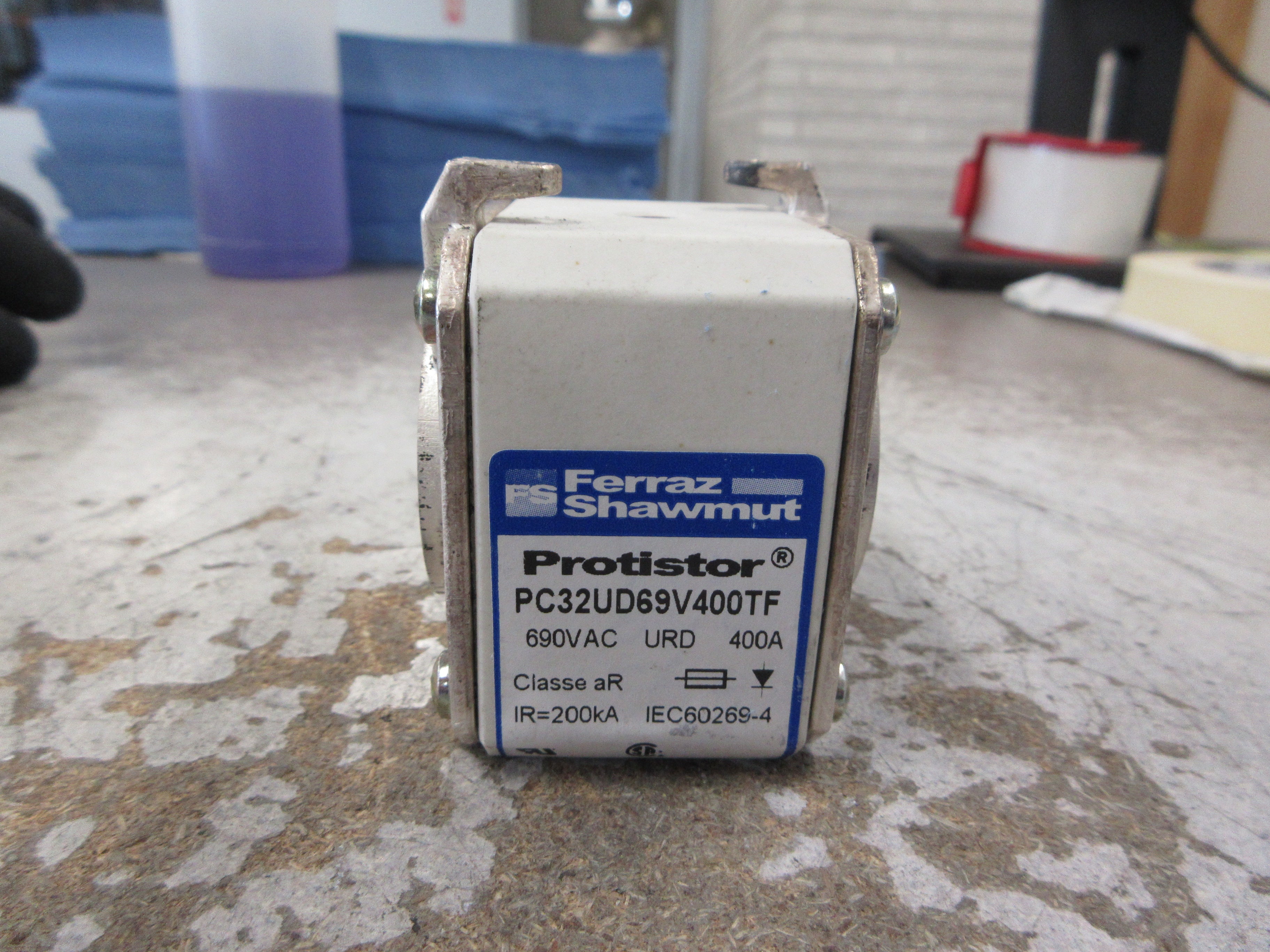 Ferraz Shawmut Protistor Fuse PC32UD69V400TF 400A 690V *No contact* Used