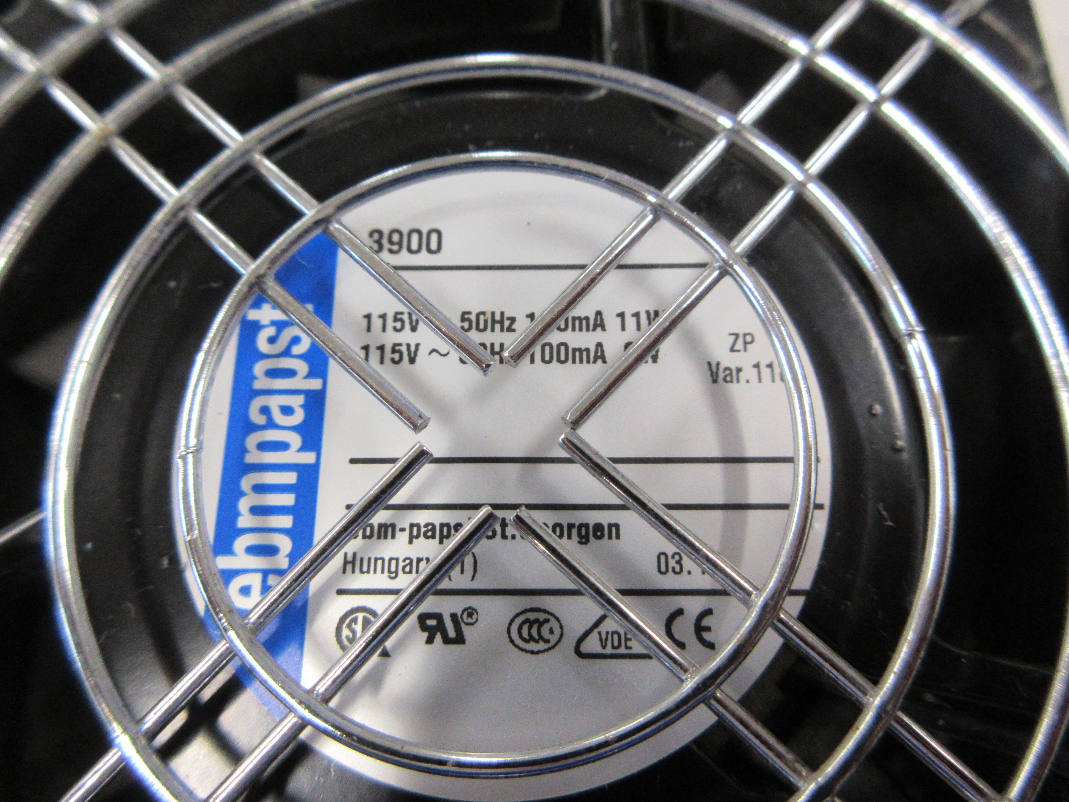 ebmpapst Axial Fan 3900 115V 60Hz 100mA 0.9W *Missing (2) Clips* Used