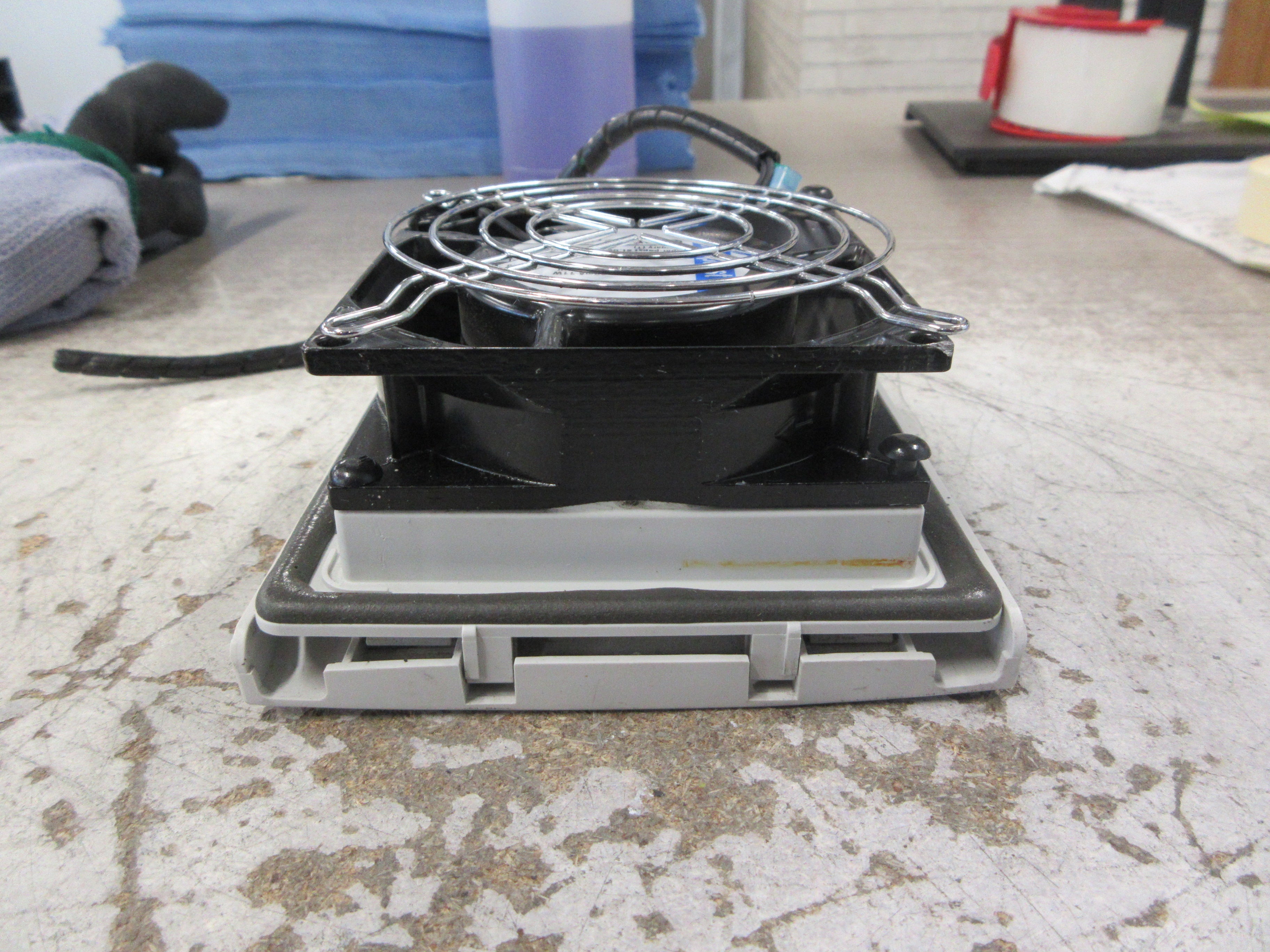 ebmpapst Axial Fan 3900 115V 60Hz 100mA 0.9W *Missing (2) Clips* Used