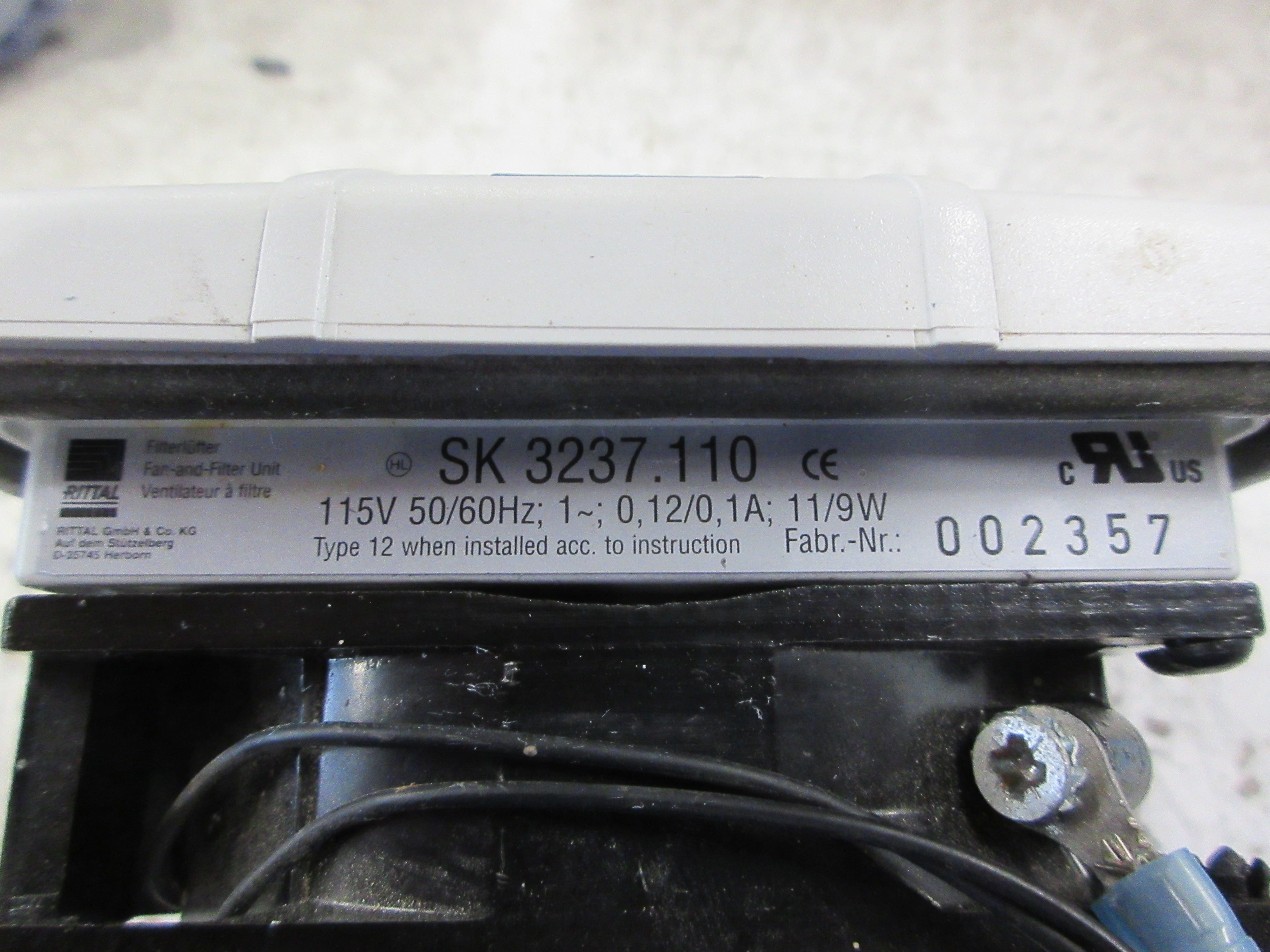 ebmpapst Axial Fan 3900 115V 60Hz 100mA 0.9W *Missing (2) Clips* Used