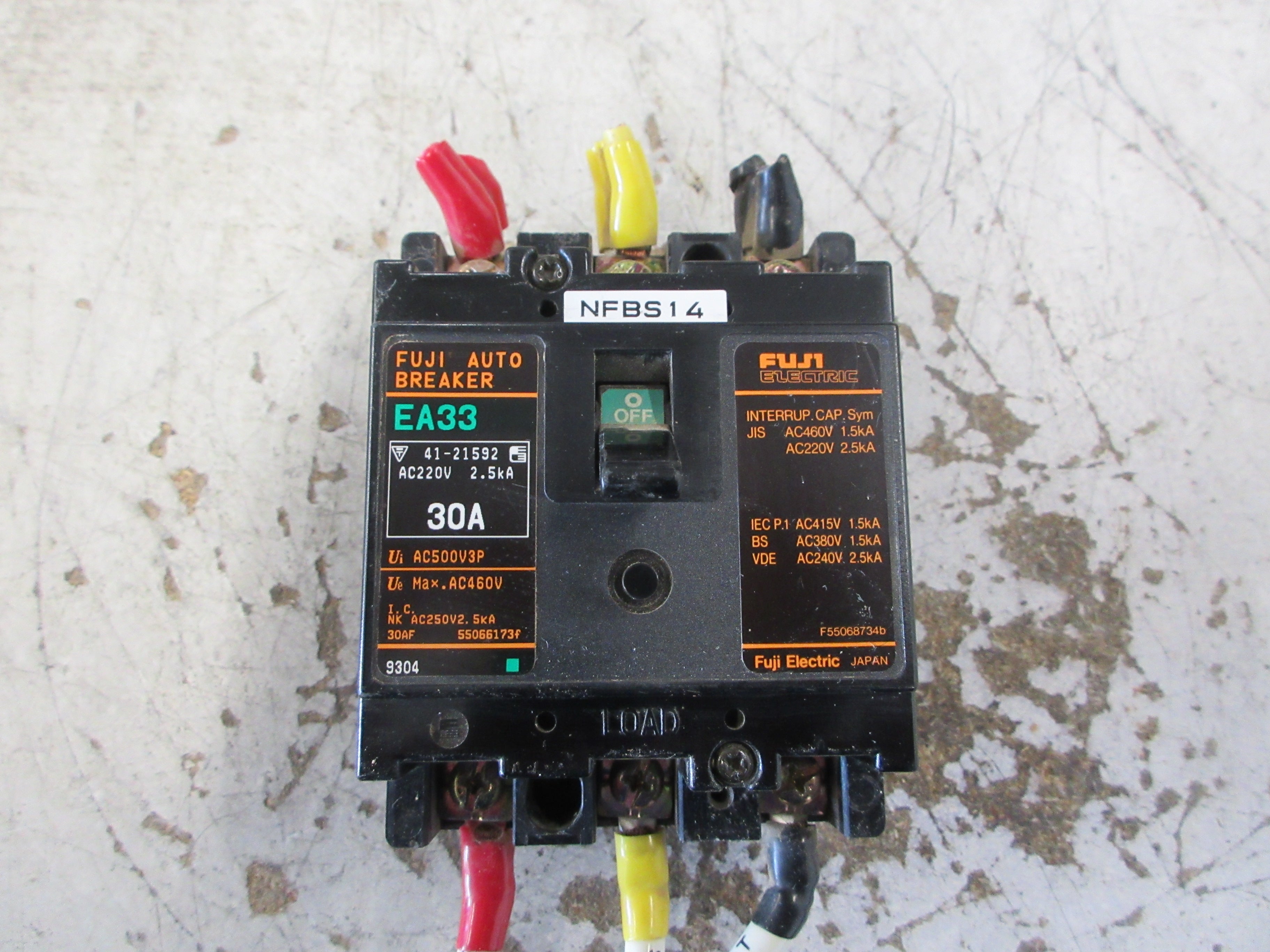 Fuji Electric Circuit Breaker EA33 30A 460V 3P Used