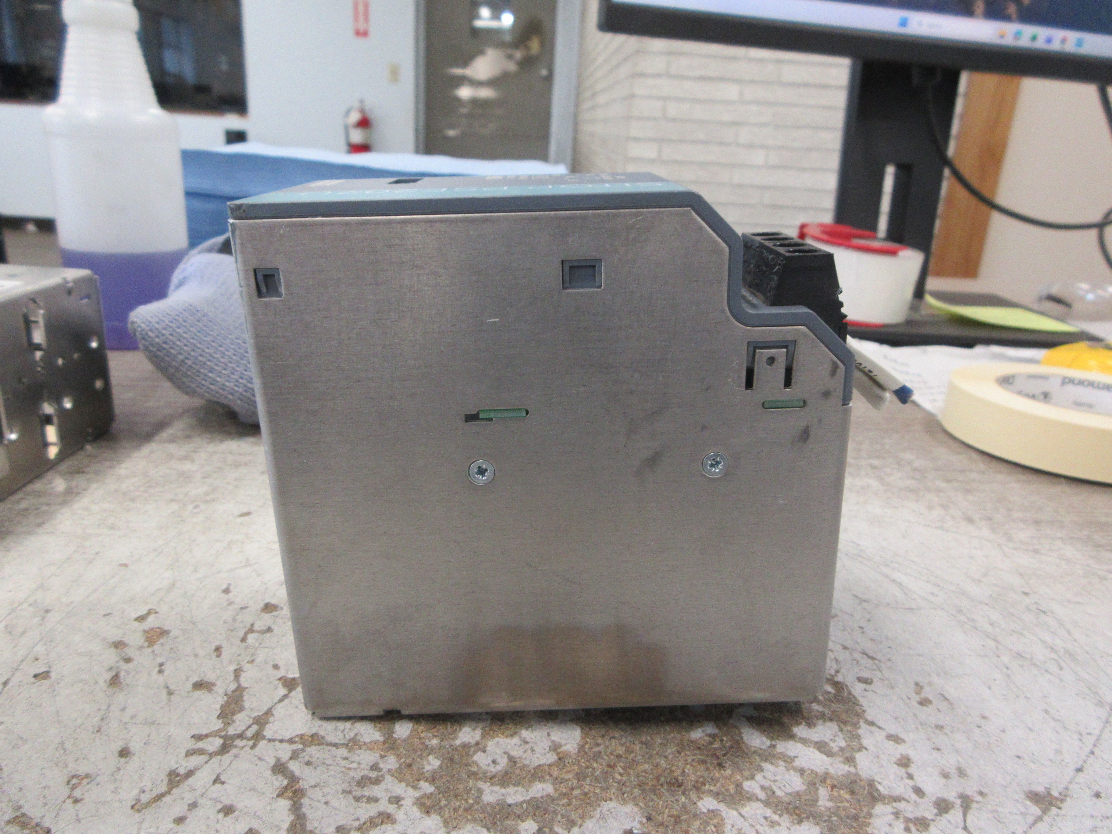 Siemens Sitop PSE202V Redundancy Module 6EP1961-3BA21 Input: 24VDC Used