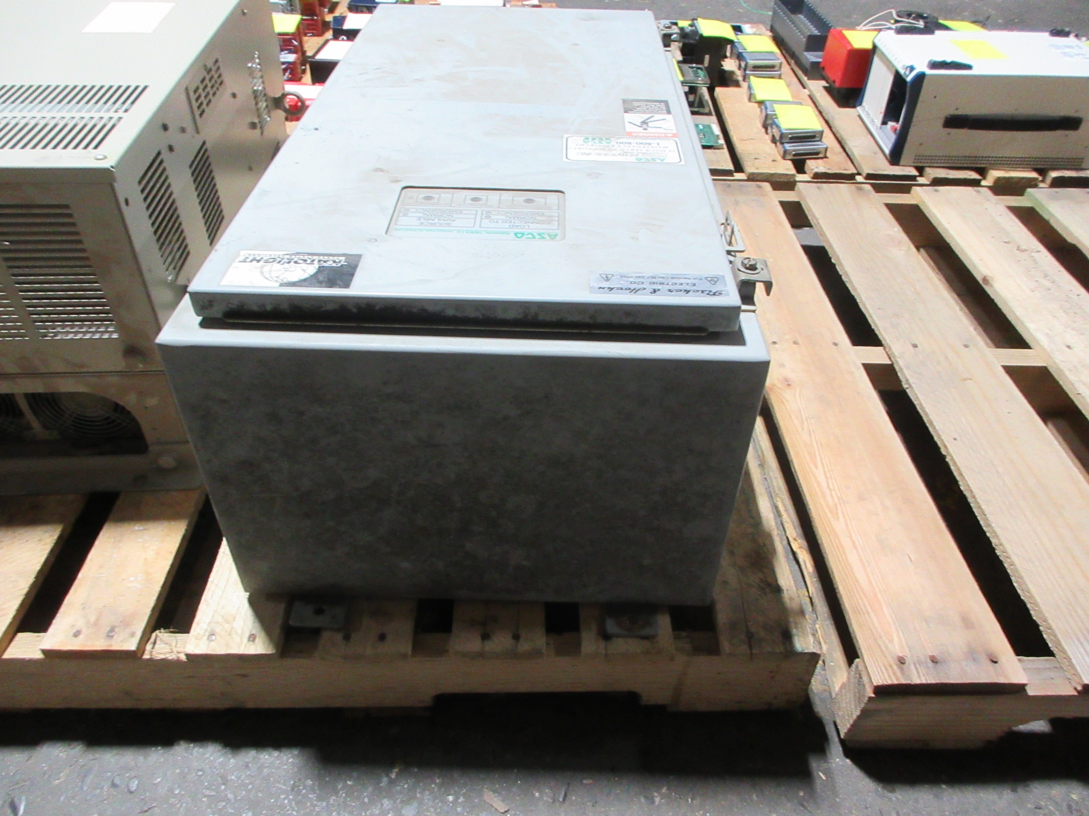 Asco Series 300 3R Automatic Transfer Switch A30027061XC 70A 240V 60Hz 1Ph Used