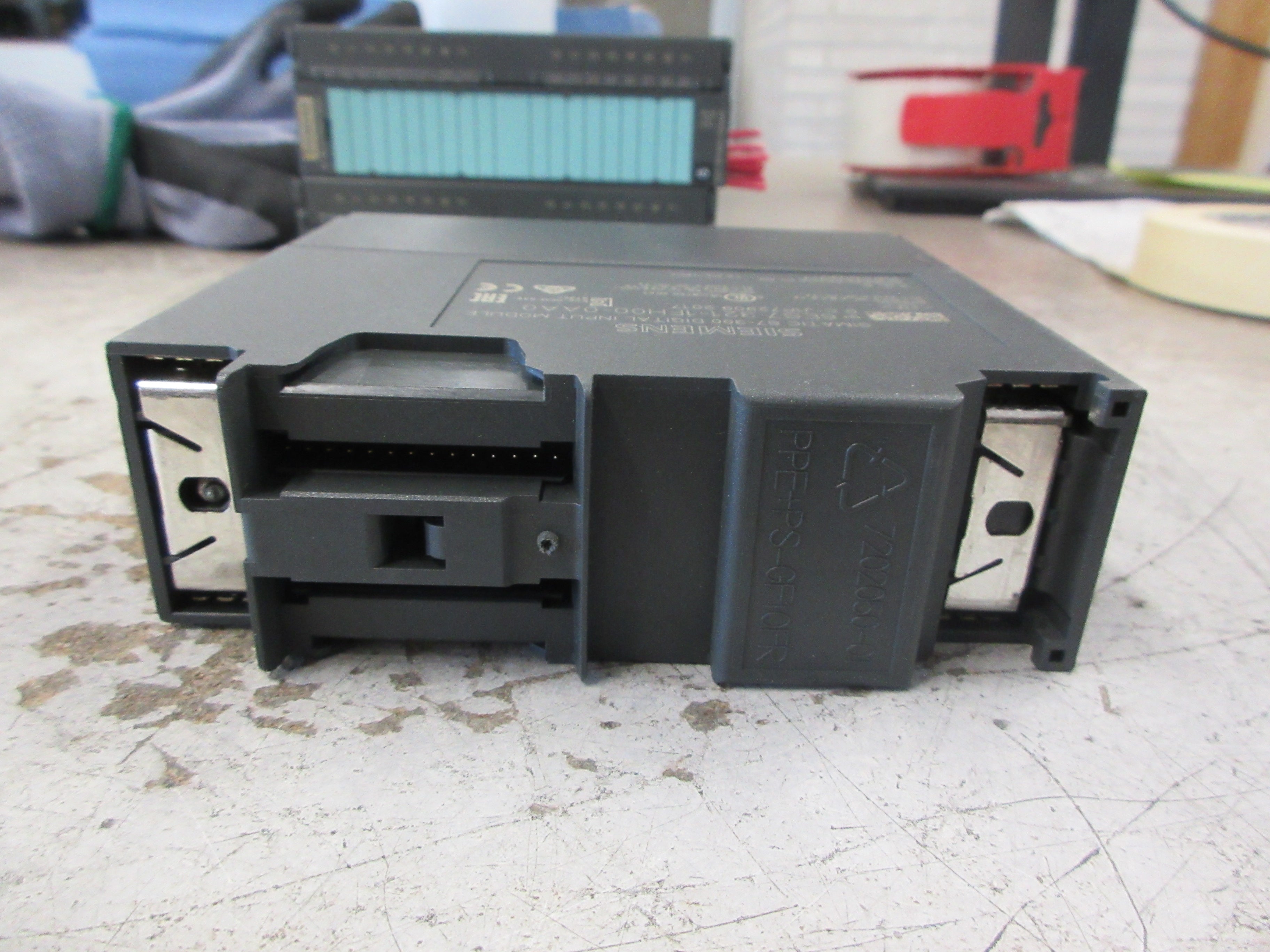 Siemens Simatic S7 Digital Input Module 6ES7 321-1FH00-0AA0 FS: 5 Used