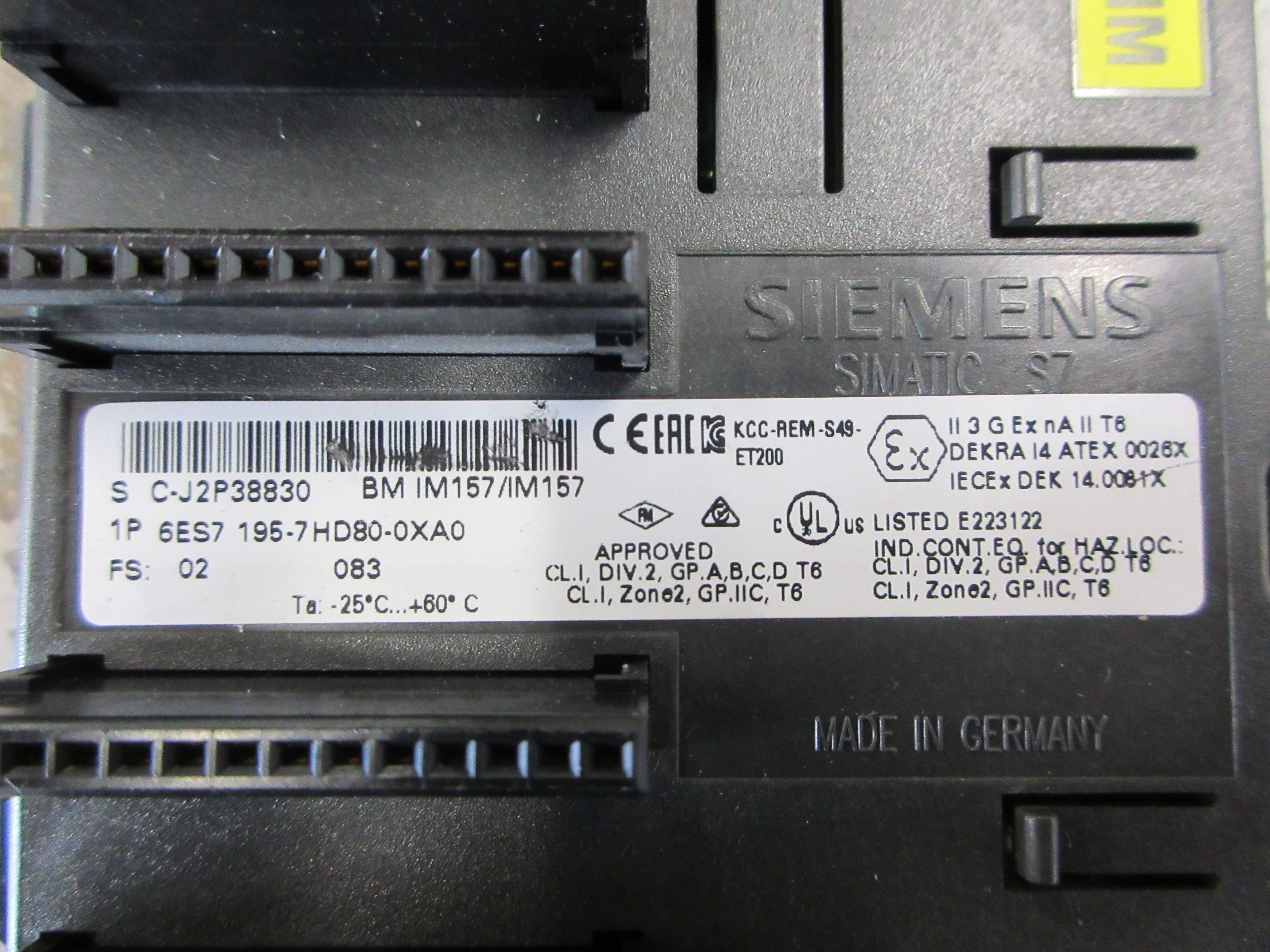 Siemens Bus Module 6ES7 195-7HD80-0XA0 FS: 02 Used