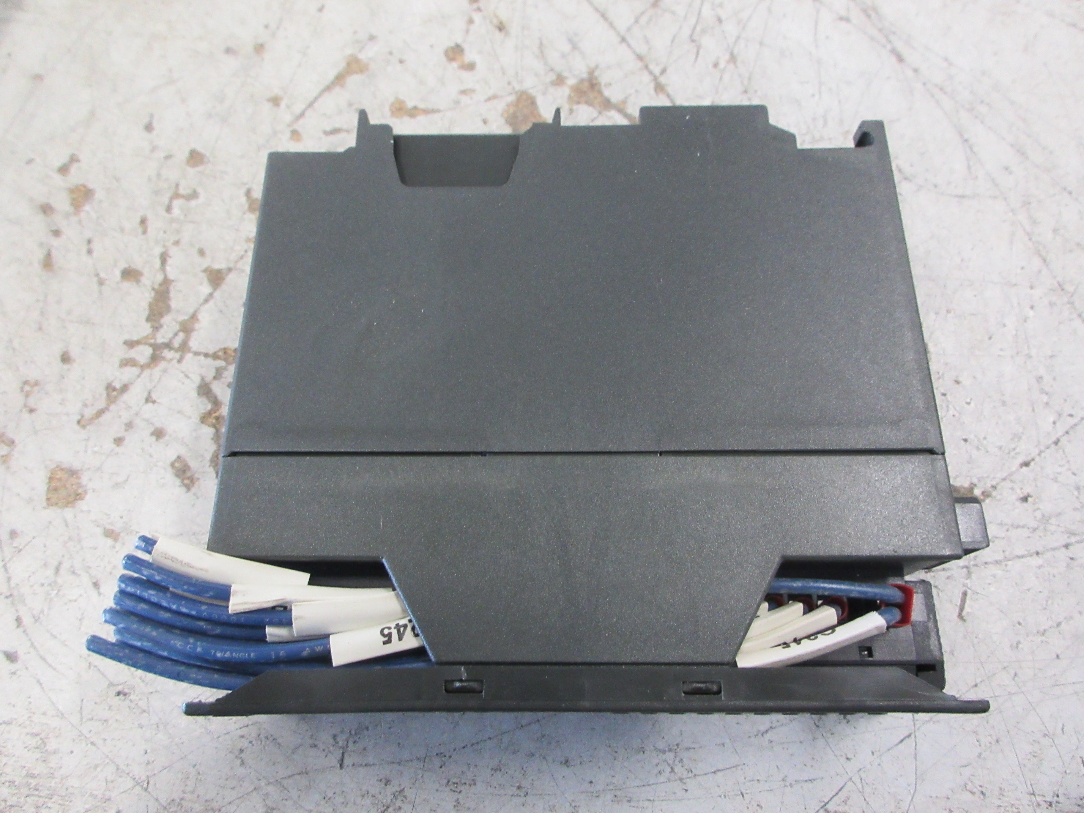 Siemens Simatic S7 Digital Output Module 6ES7 322-1HH01-0AA0 24VDC/240VAC Used