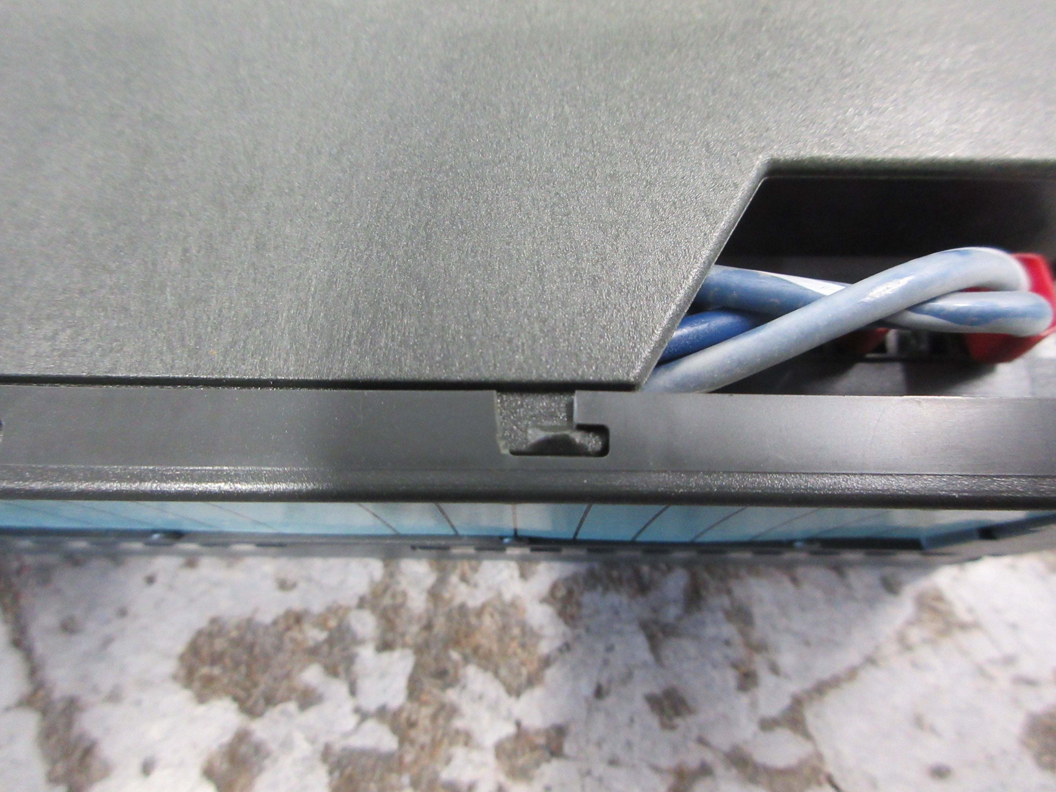 Siemens Simatic S7 Digital Output Module 6ES7 322-1HH01-0AA0 24VDC/240VAC Used
