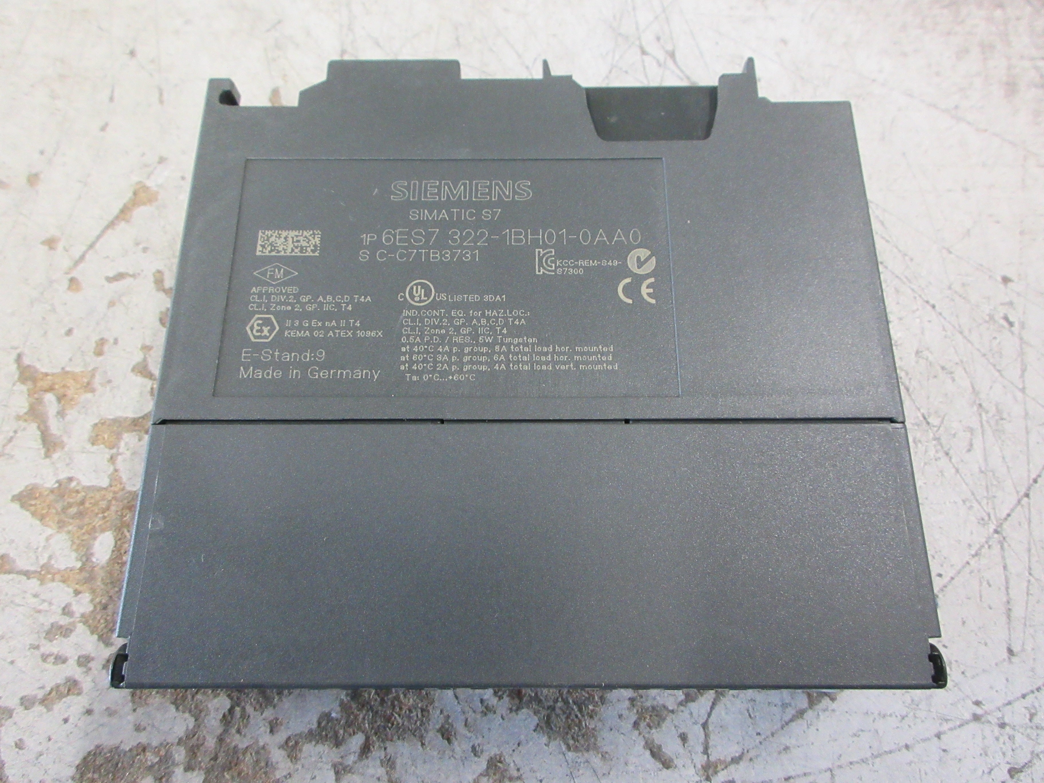 Siemens Simatic S7 Digital Output Module 6ES7 322-1BH01-0AA0 24VDC 0.5A Used
