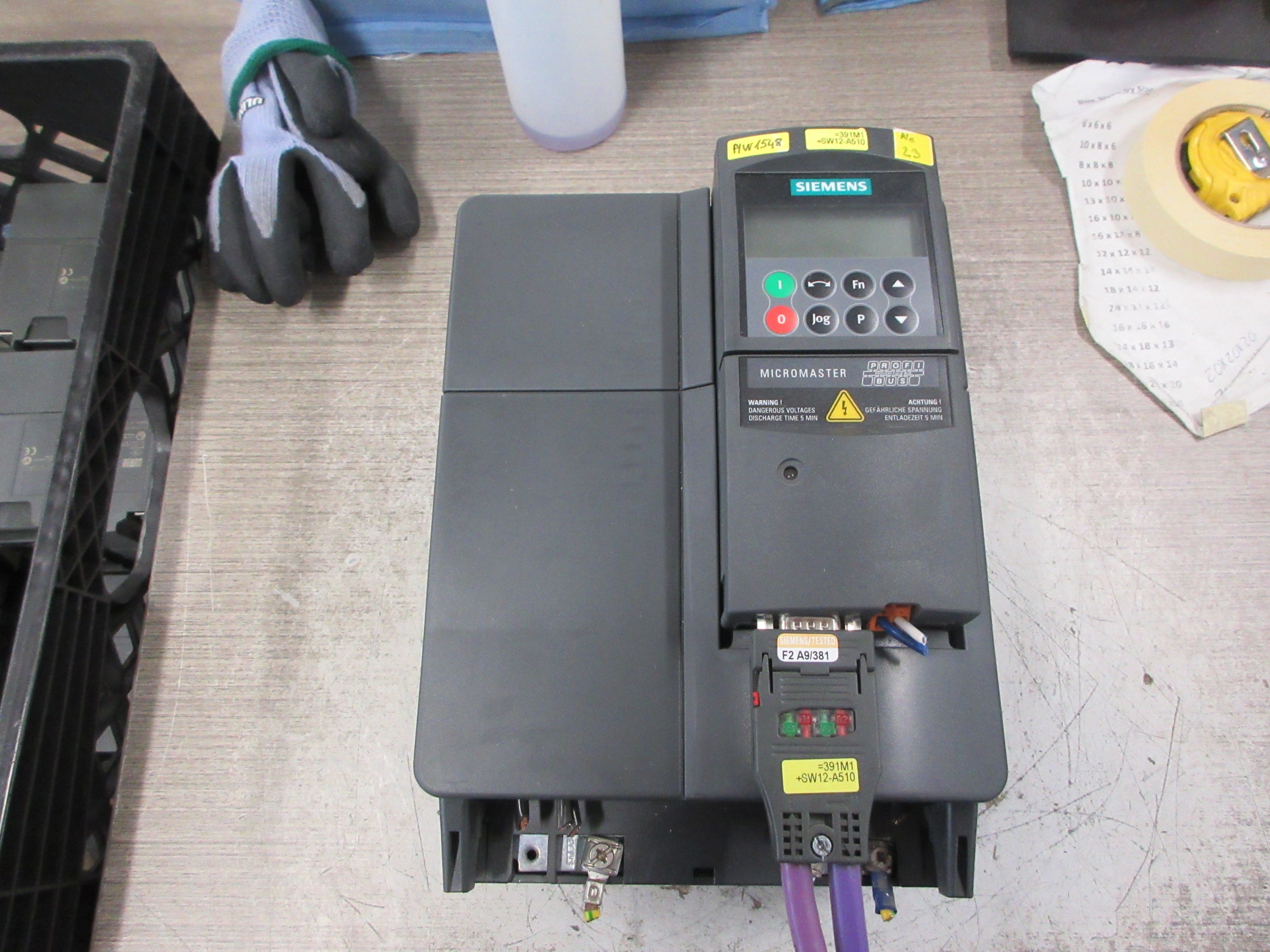 Siemens Micromaster 420 AC Drive 6SE6420-2UD27-5CA1 10HP 3Ph Used