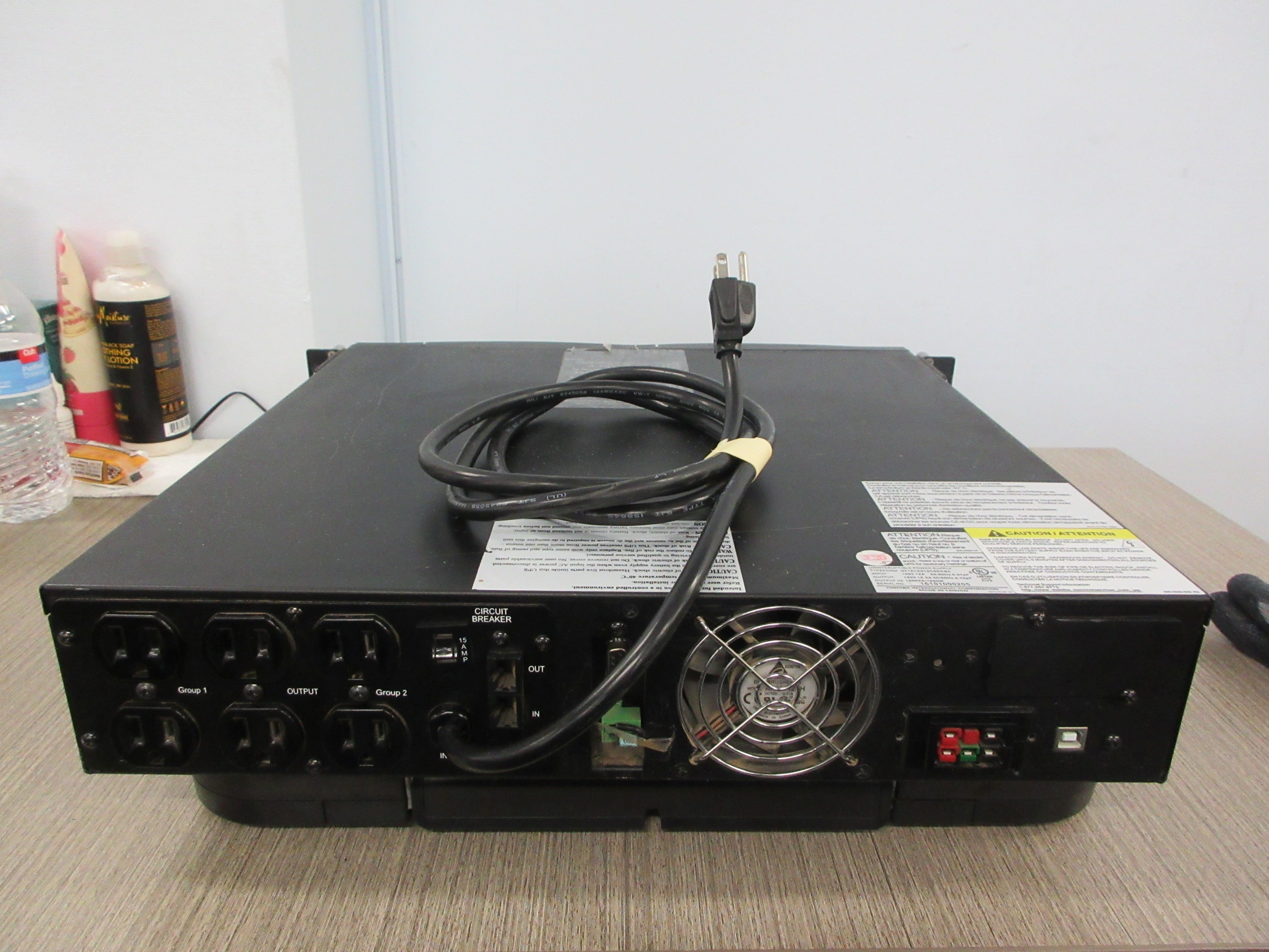 Toshiba 1000 Series UPS UT1A1A015C6RKB2 1500VA/1050W Used