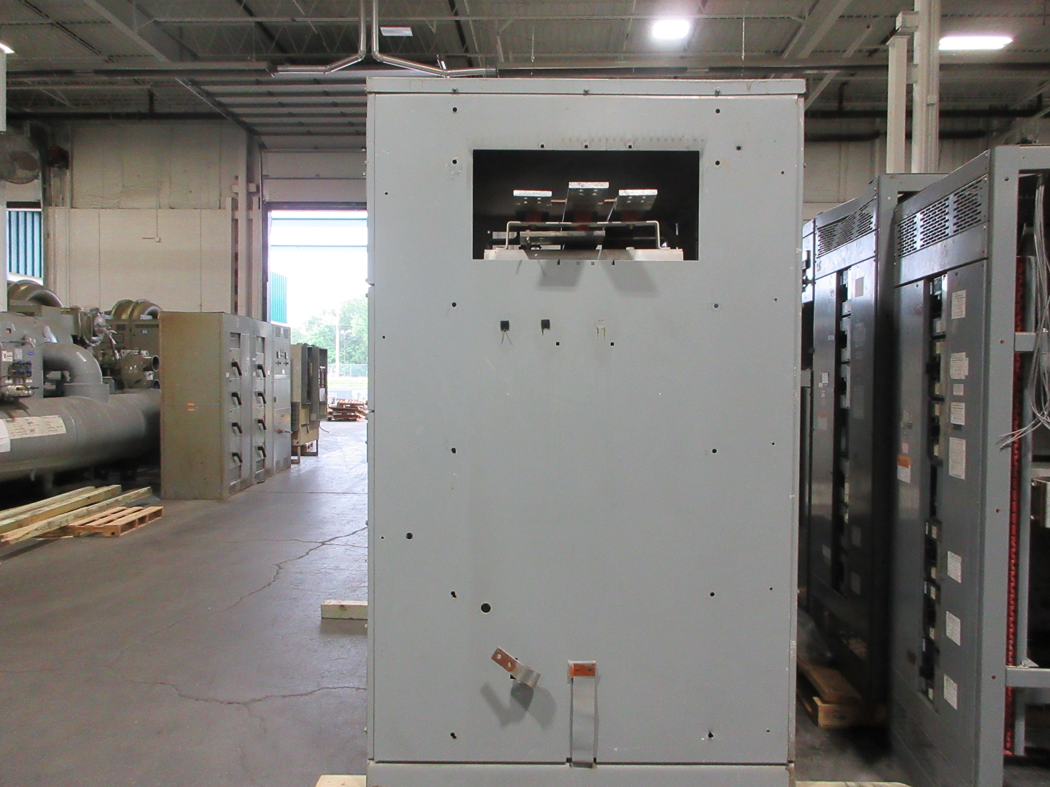 GE Transformer 2000KVA Pri: 12,470V Sec: 480Y/277V 3Ph 60Hz Used