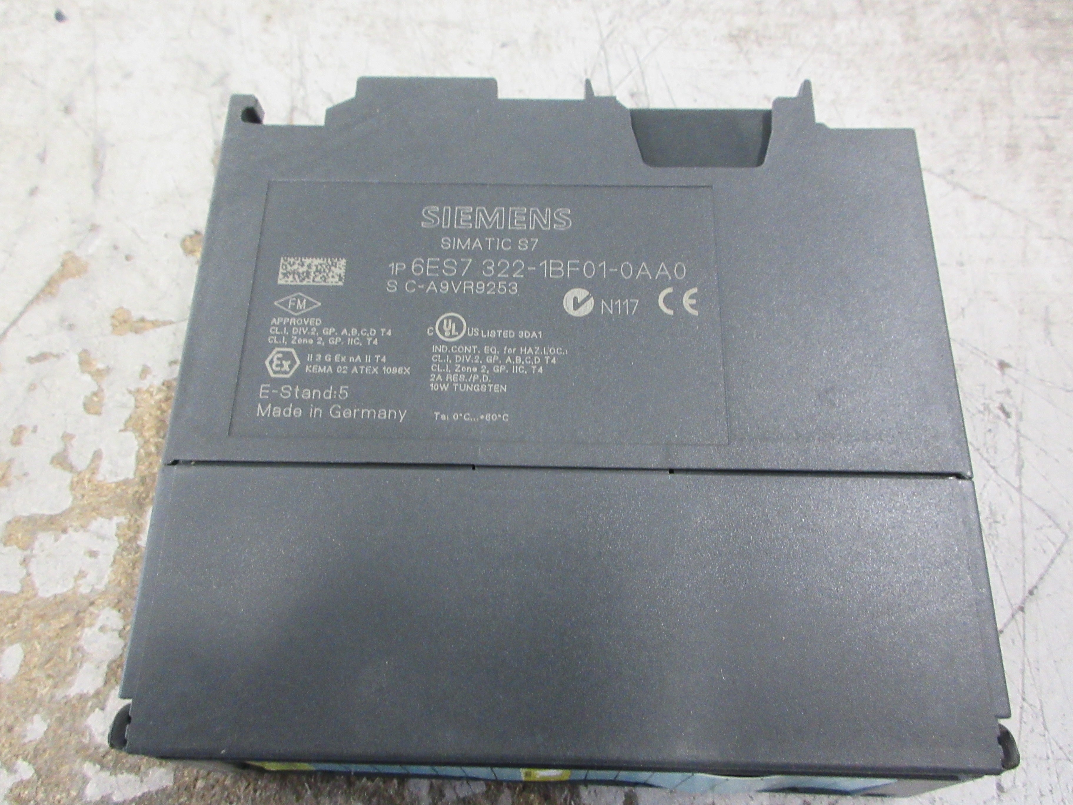 Siemens Simatic S7 Isolated Digital Output Module 6ES7 322-1BF01-0AA0 Used